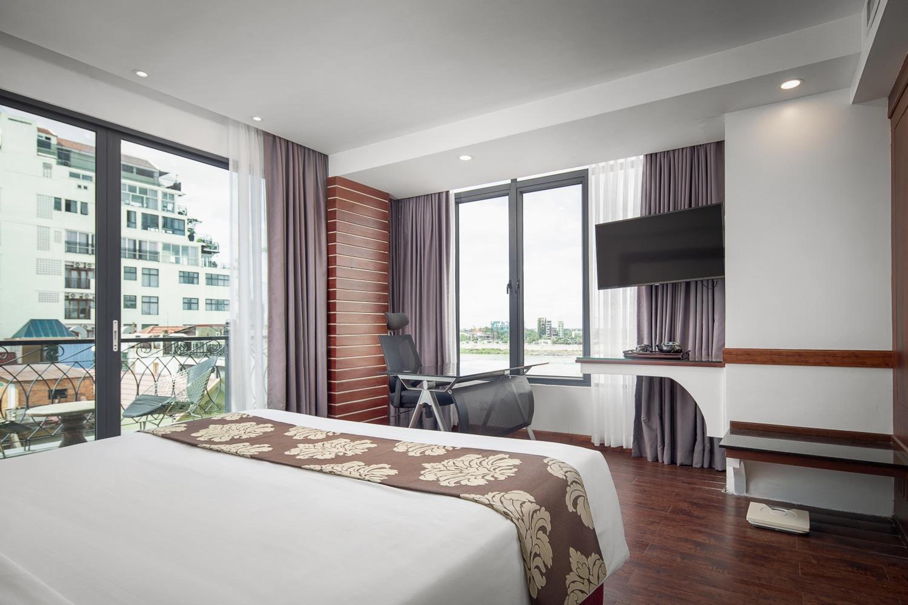Ohana Residence with Balcony  - Photo 5