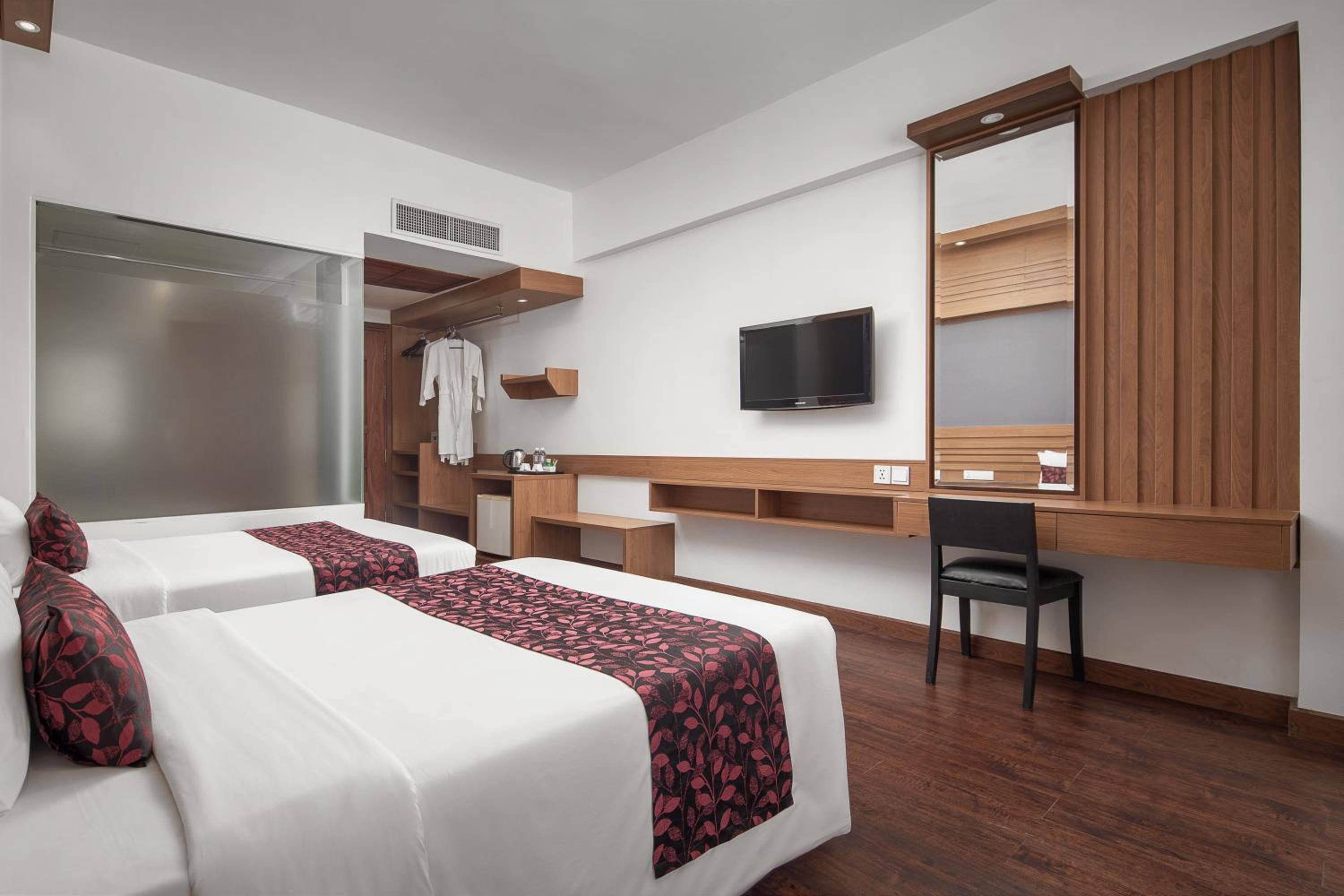 Deluxe Twin Room - Photo 5