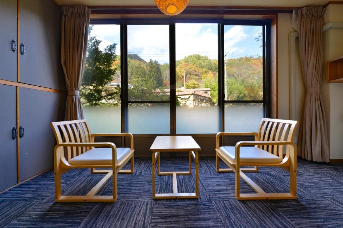 Japanese Style Room - Shared Bathroom - Smoking - No Elevator Access - West Building photo 3