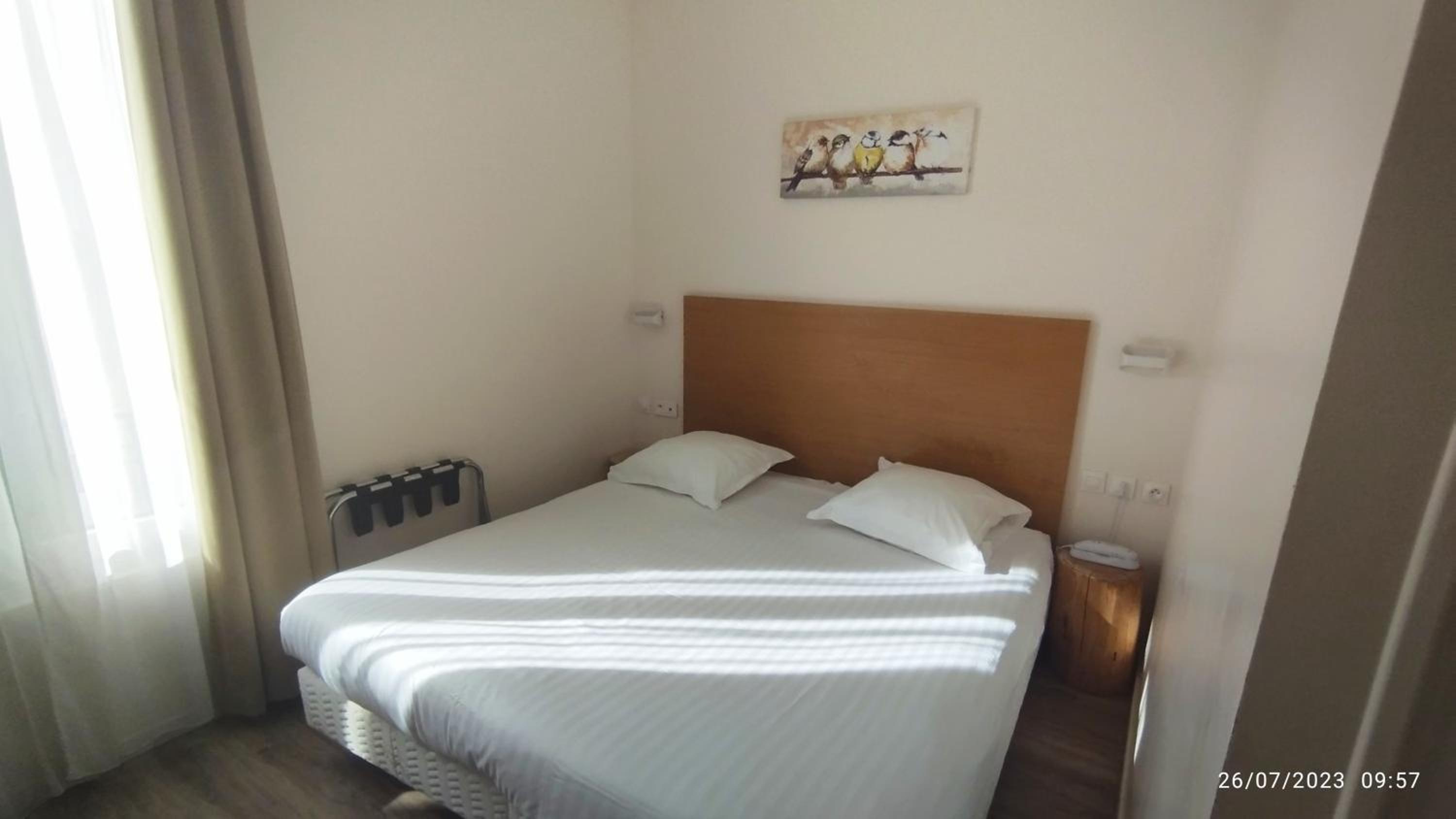 Double Room - Photo 5