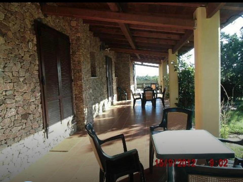 Deluxe Double Room (2 Adults + 1 Child) photo 2