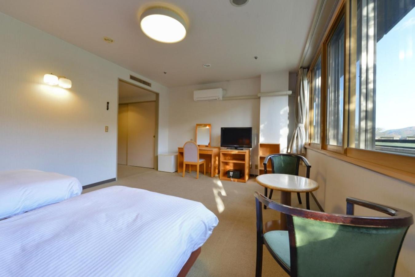 Twin Room With Bathroom - Non-Smoking - Annex photo 3