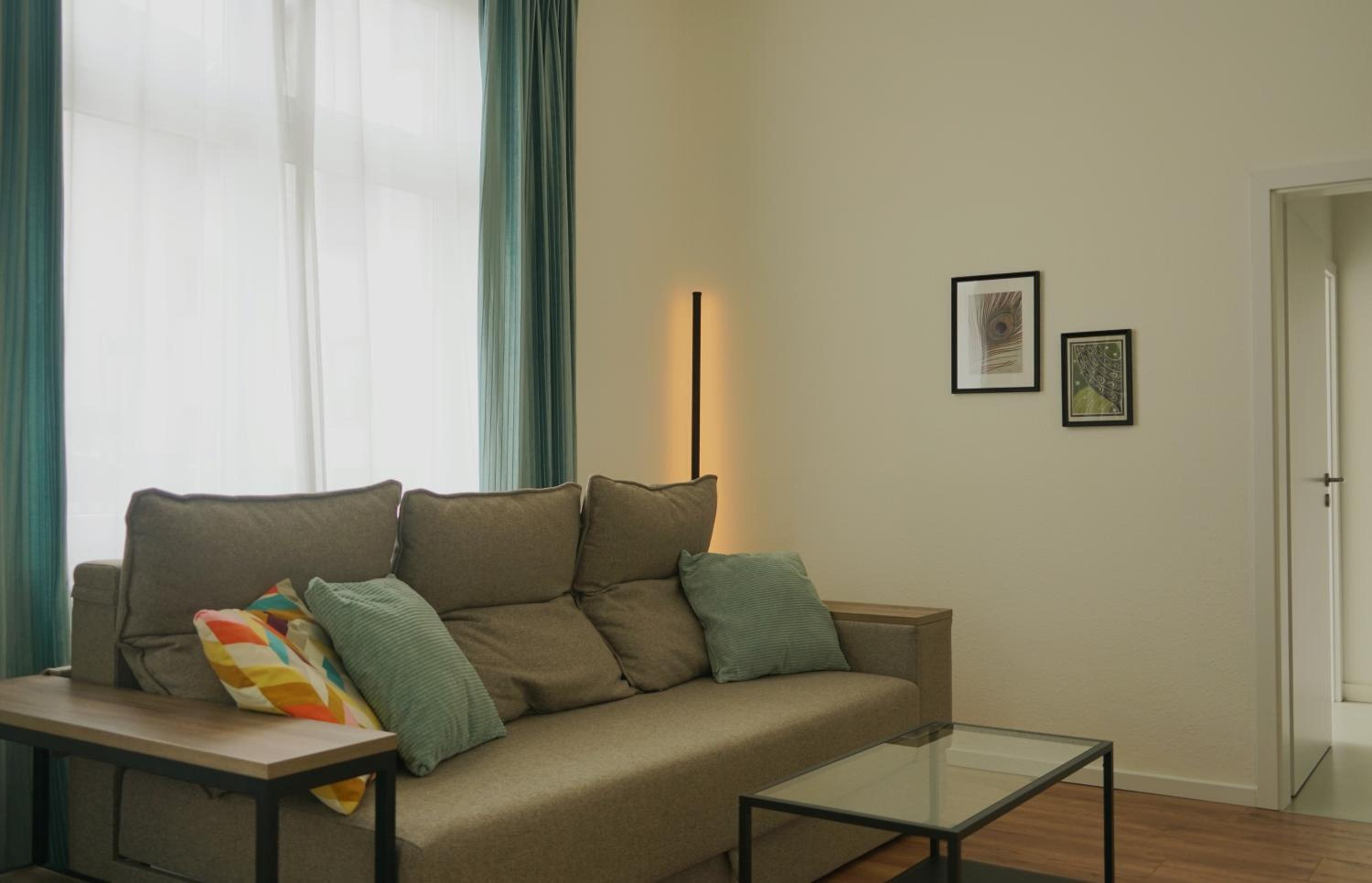 One-Bedroom Apartment photo 3