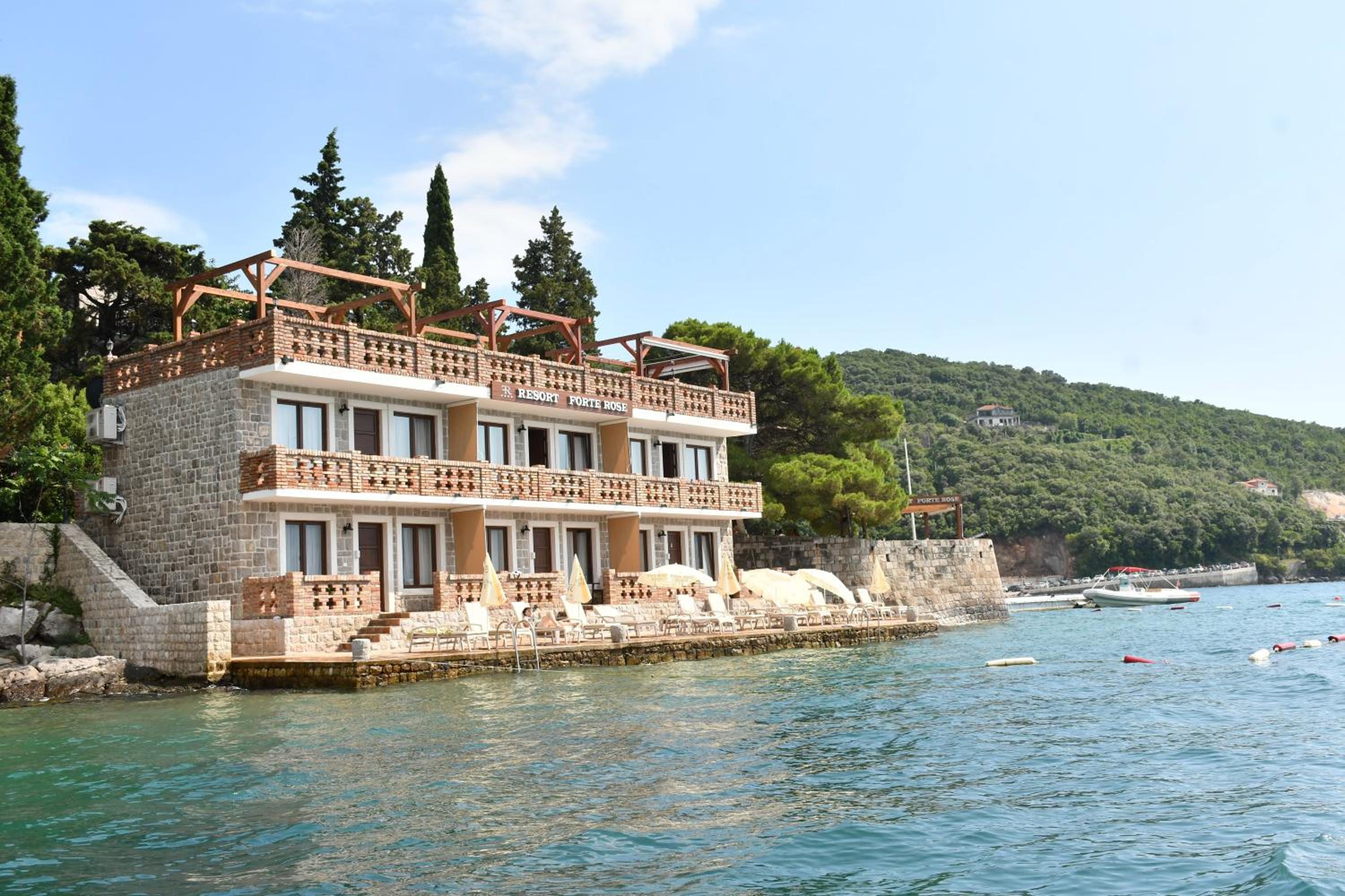 Luxury Apartment with Sea View - Photo 3