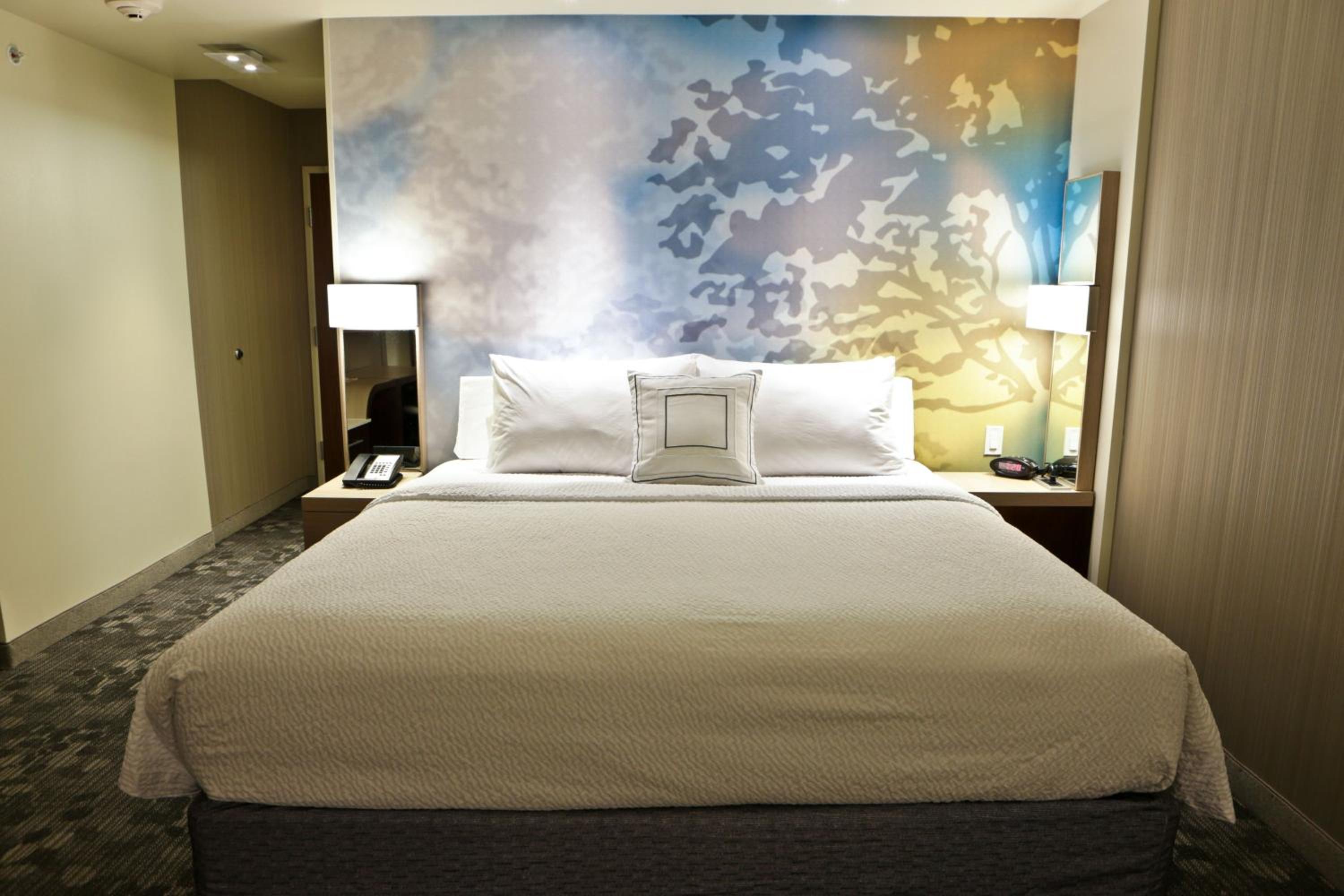 King Room with Sofa Bed photo 3