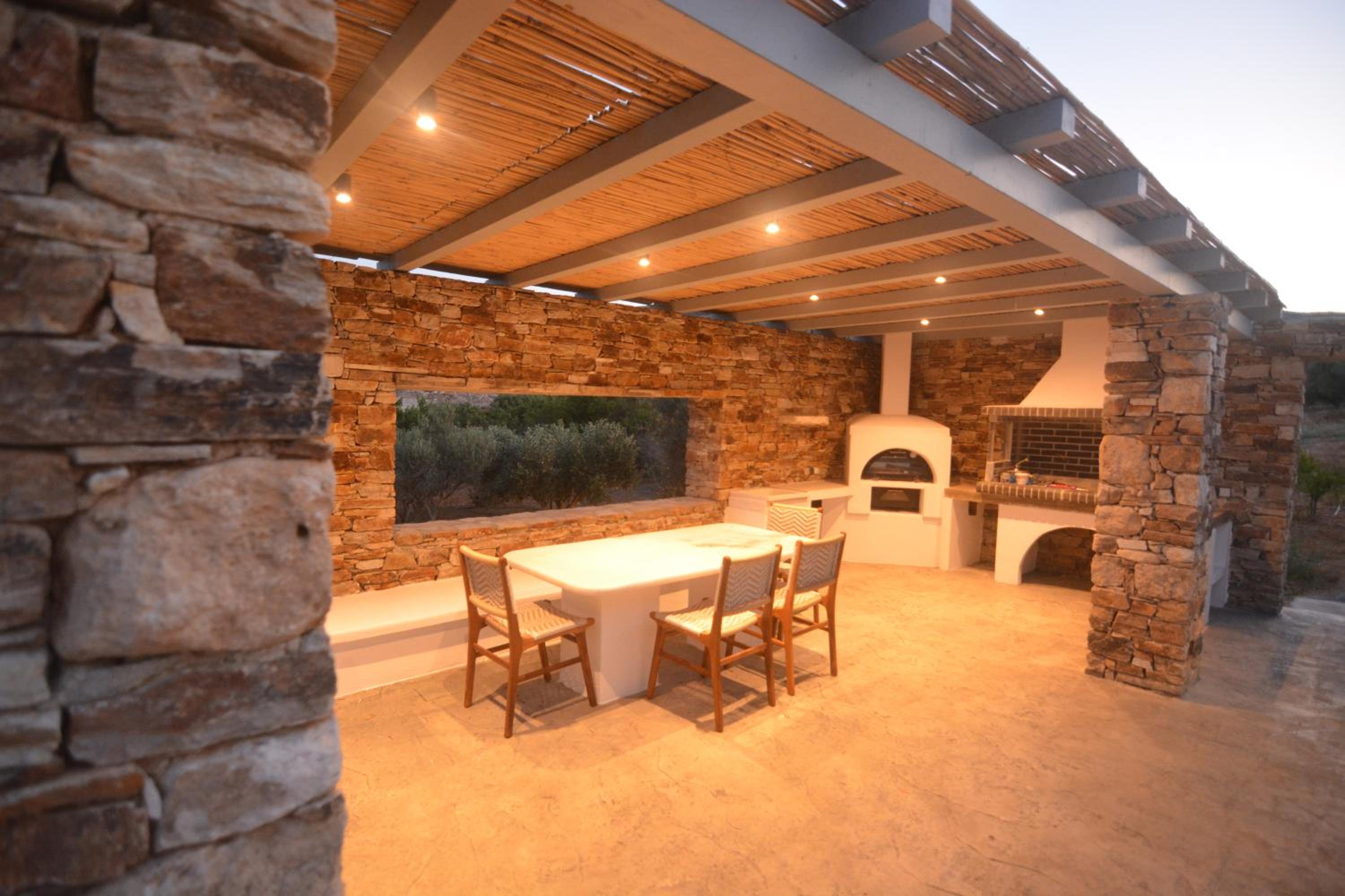 Three-Bedroom Villa photo 2
