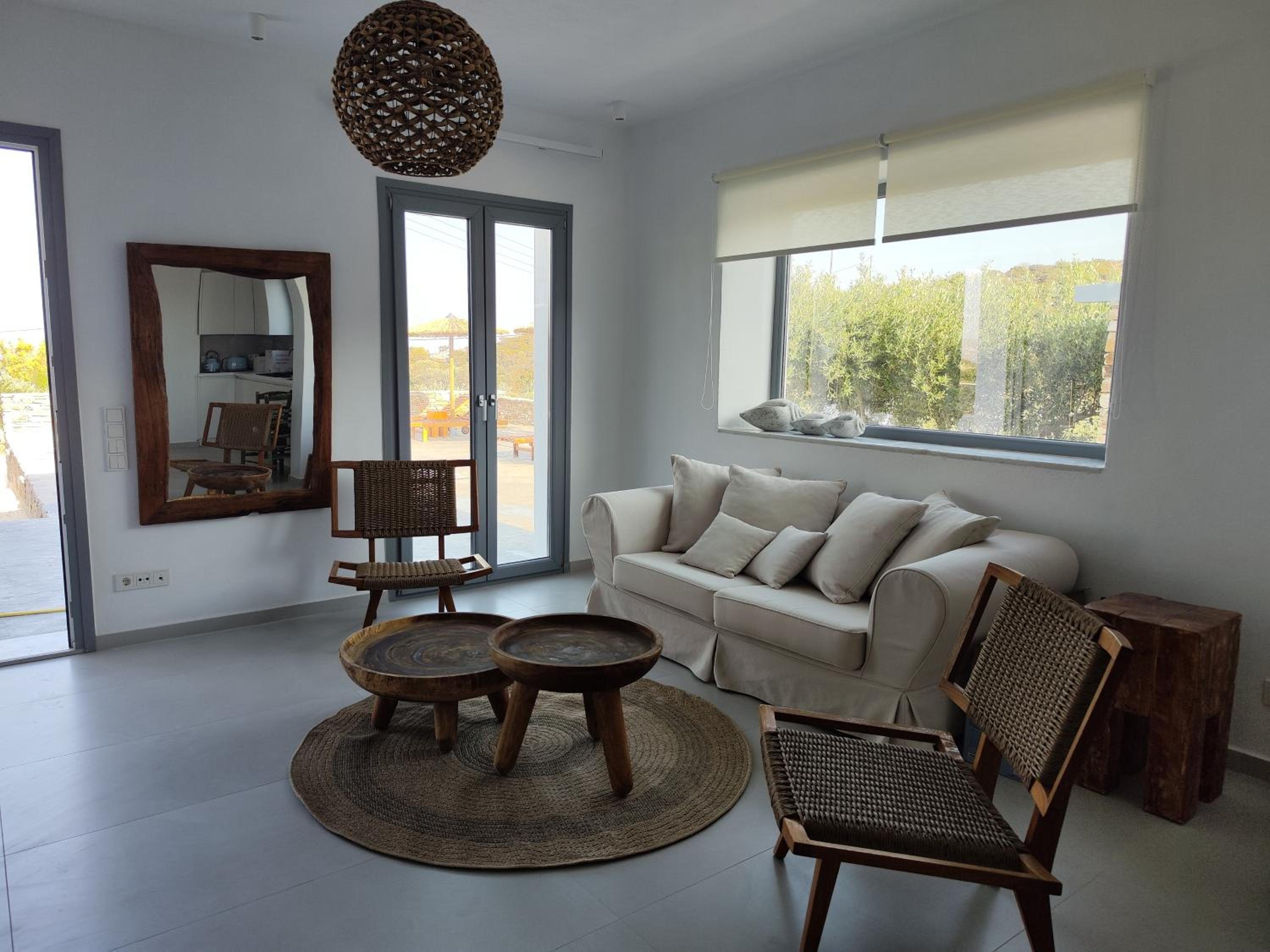Three-Bedroom Villa photo 3