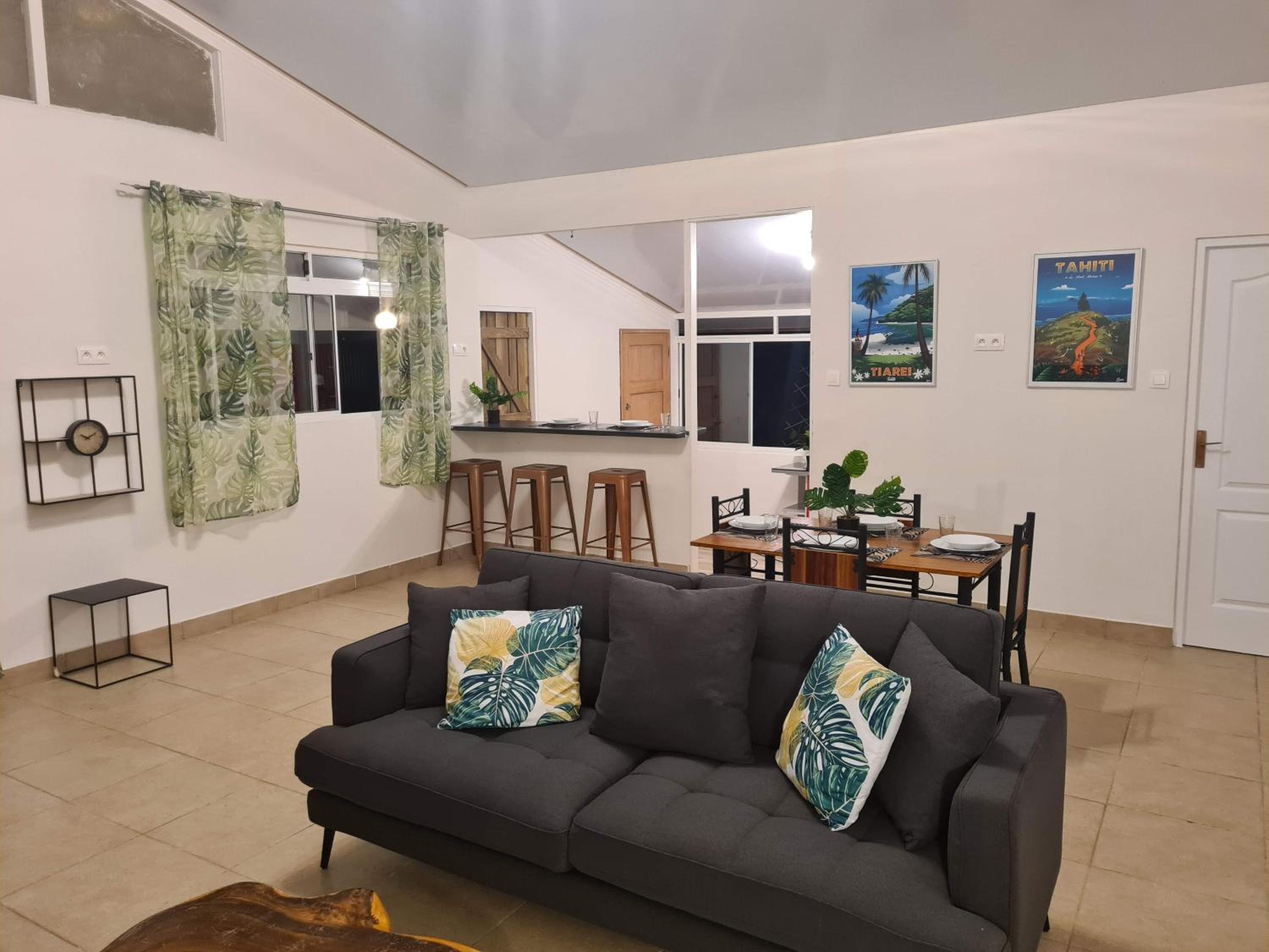 Two-Bedroom House photo 3