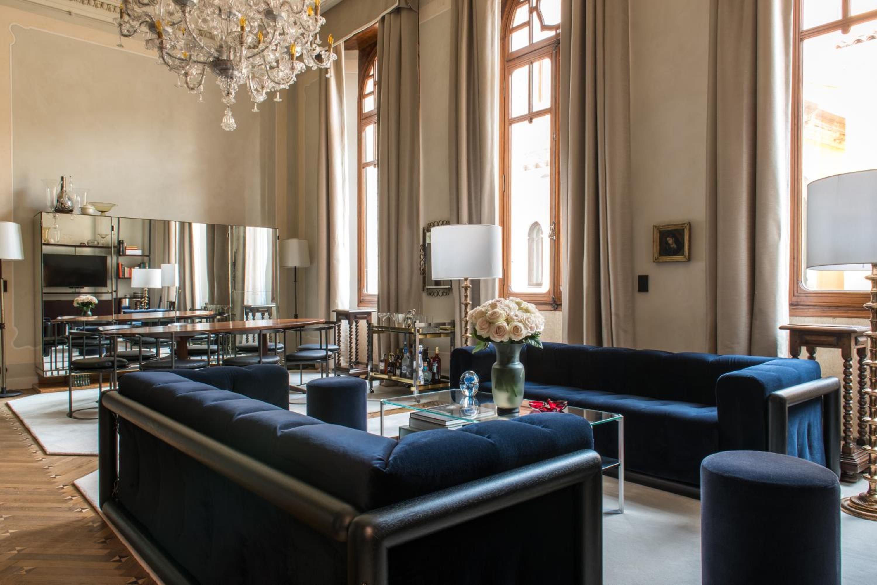 Master Grand Suite (Non Smoking)