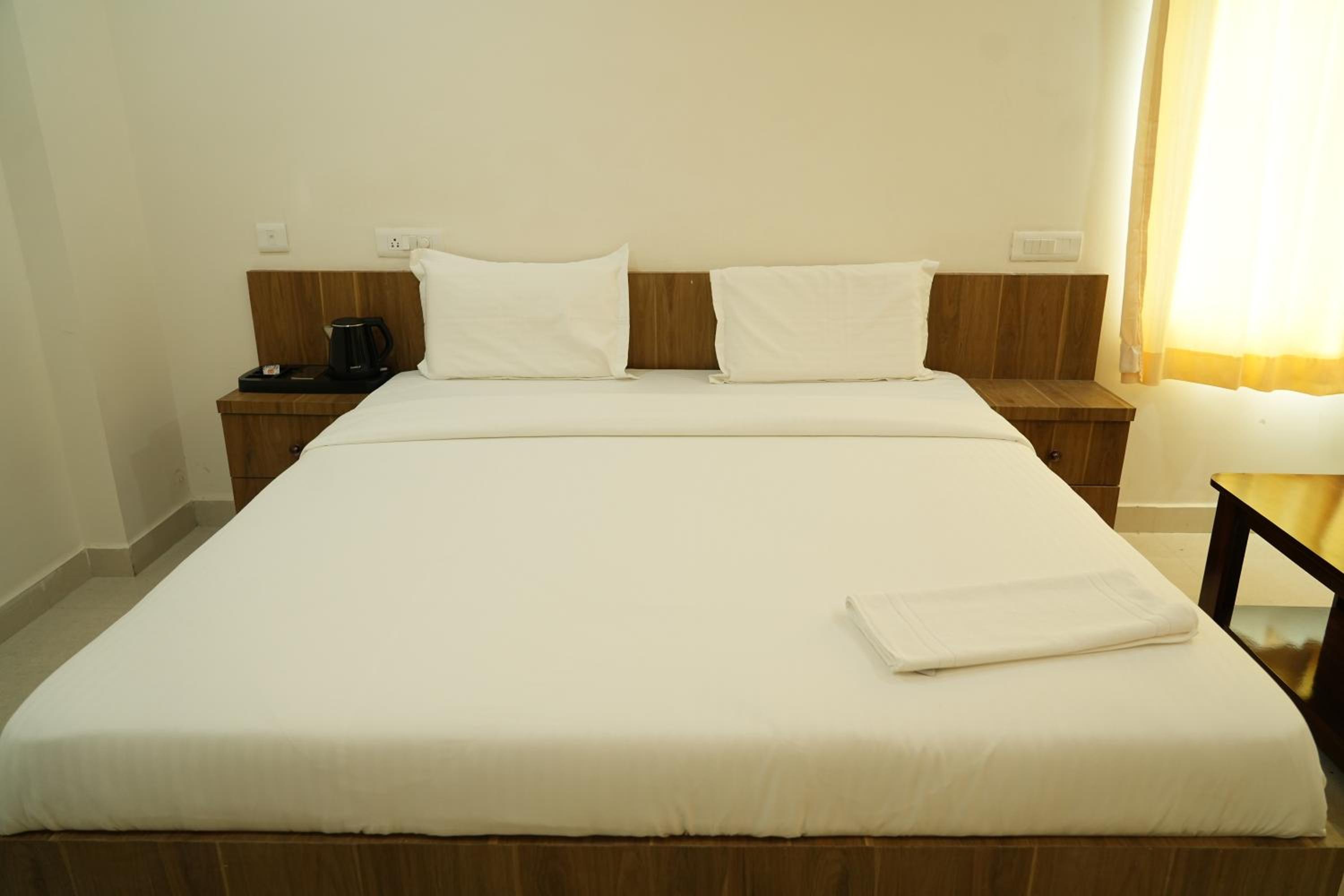 Double Room - Photo 6