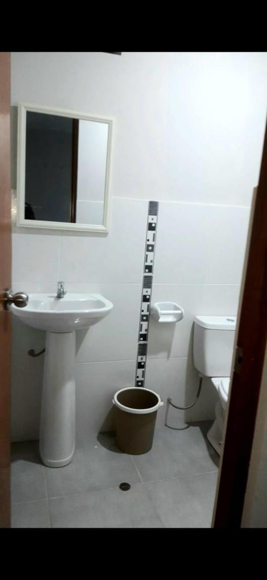 Double or Twin Room with Private Bathroom photo 3