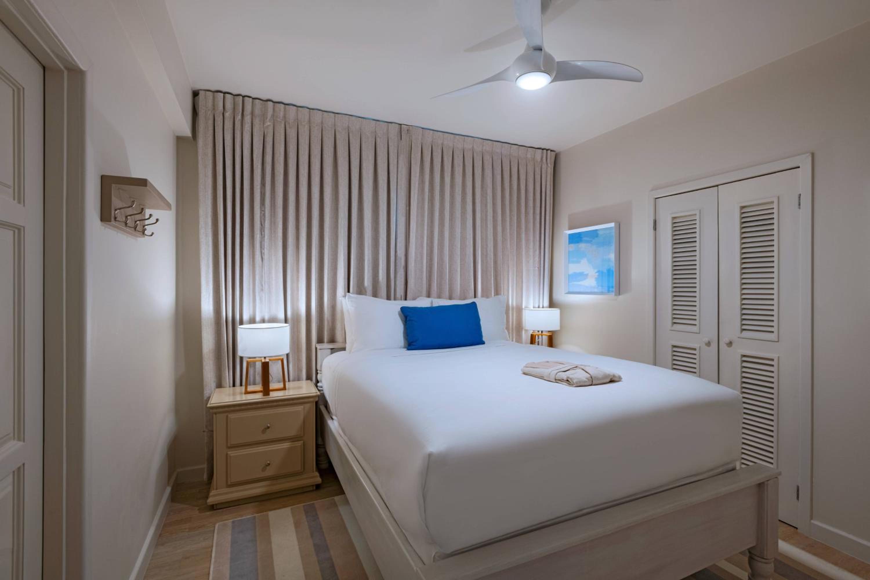 Garden View Reef House, 2 Bedroom Suite, 1 King, 1 Queen, Balcony - Photo 5
