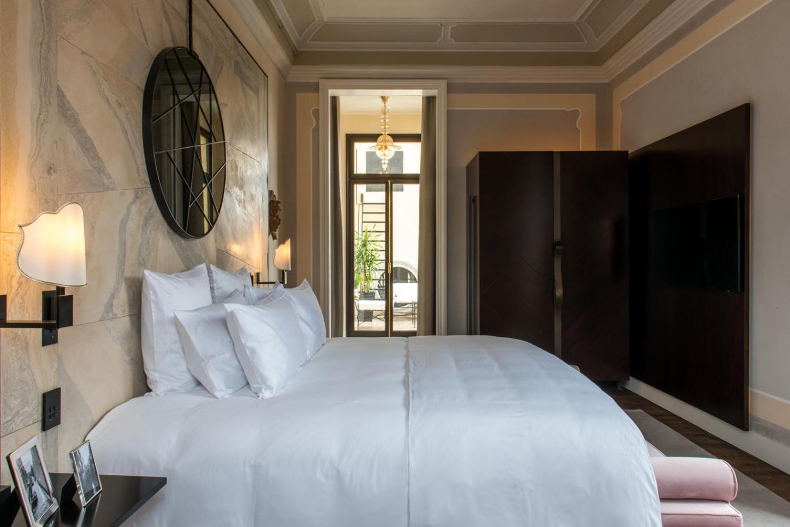 Master Suite with Terrace (Non Smoking)