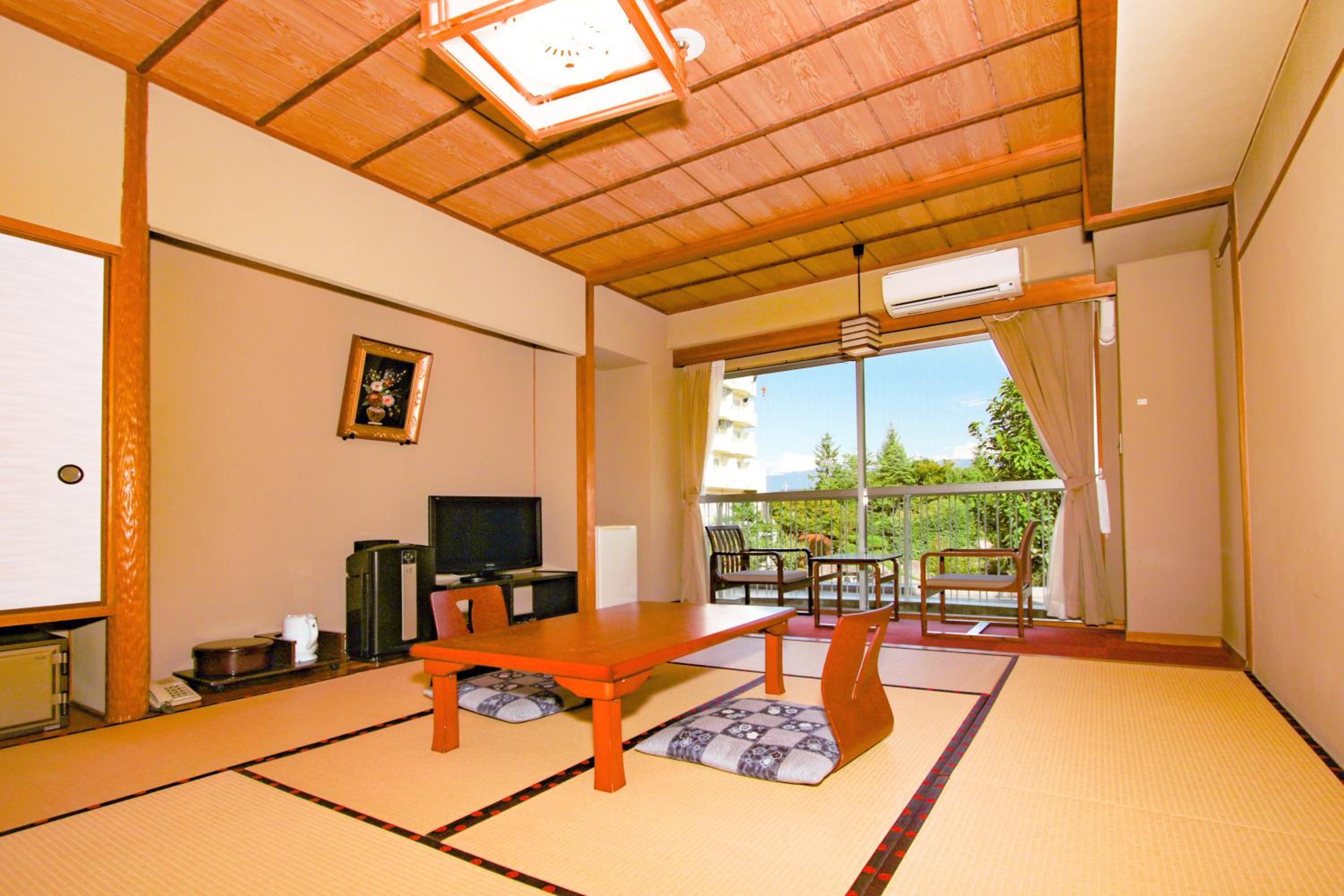 Economy Japanese-Style-Room 15 sqm (No View) - Shared Bathroom - Non-Smoking photo 1