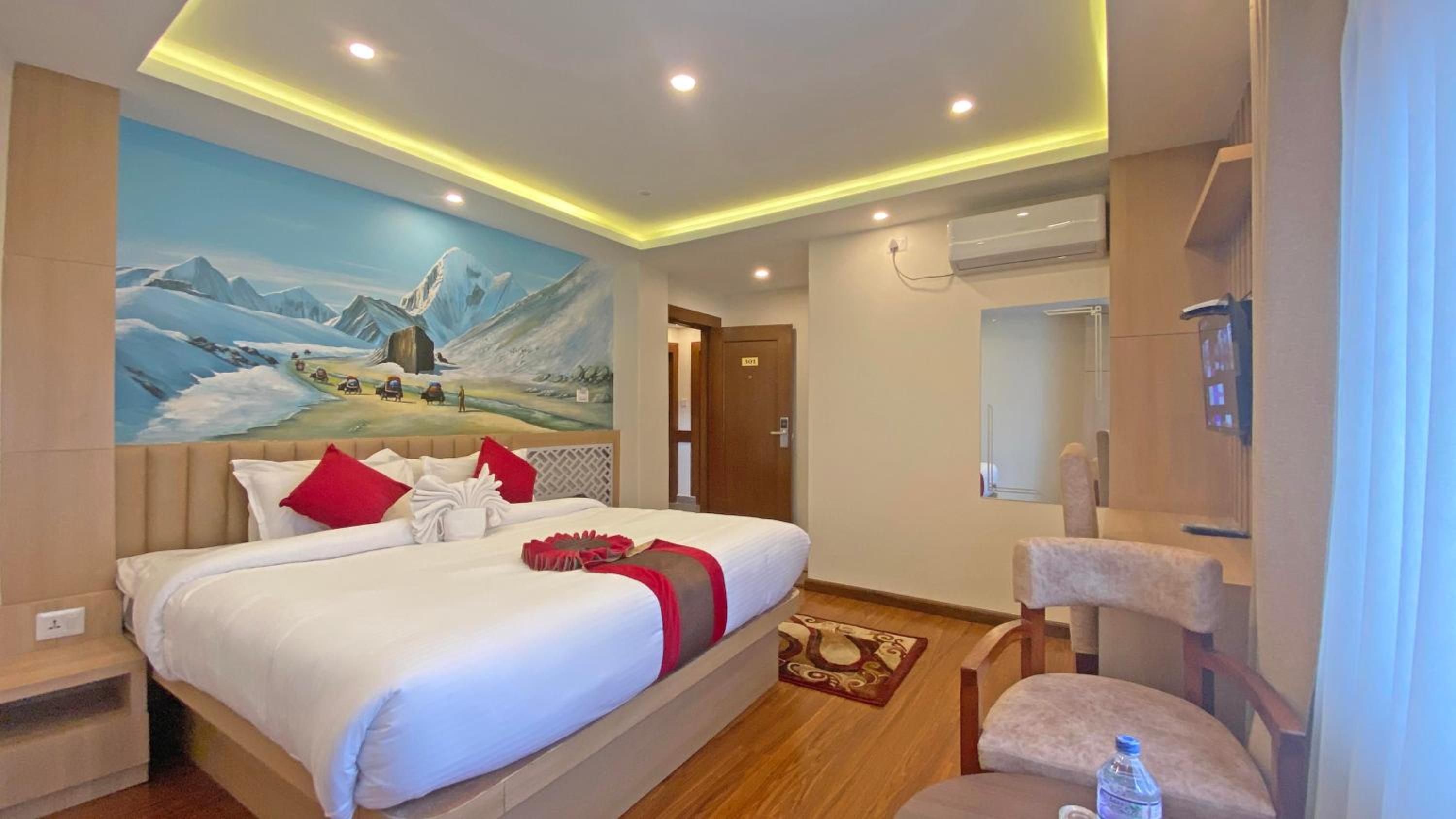 Deluxe Double Room (2 Adults + 1 Child) - Photo 6