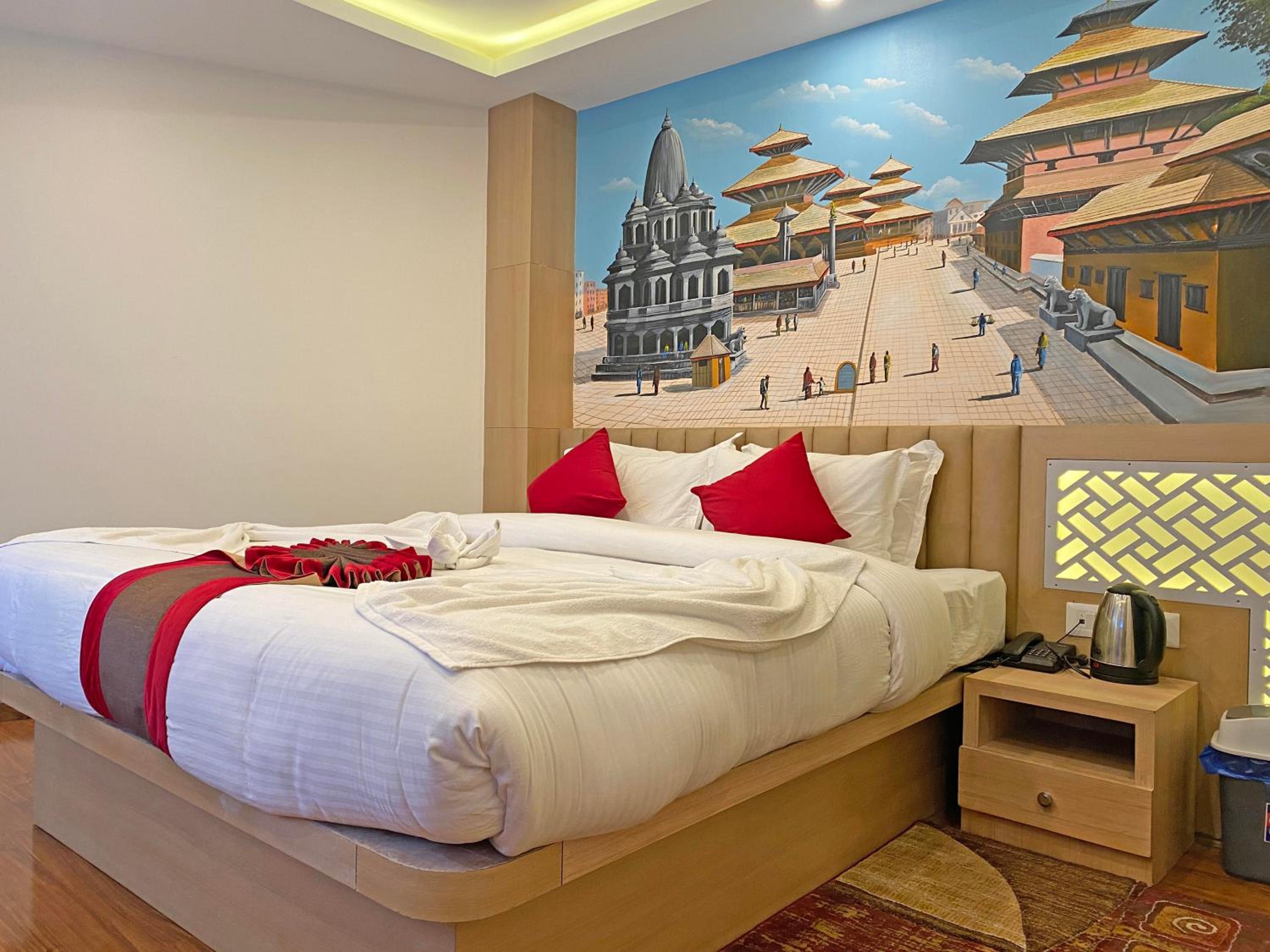 Deluxe Double Room (2 Adults + 1 Child) - Photo 15