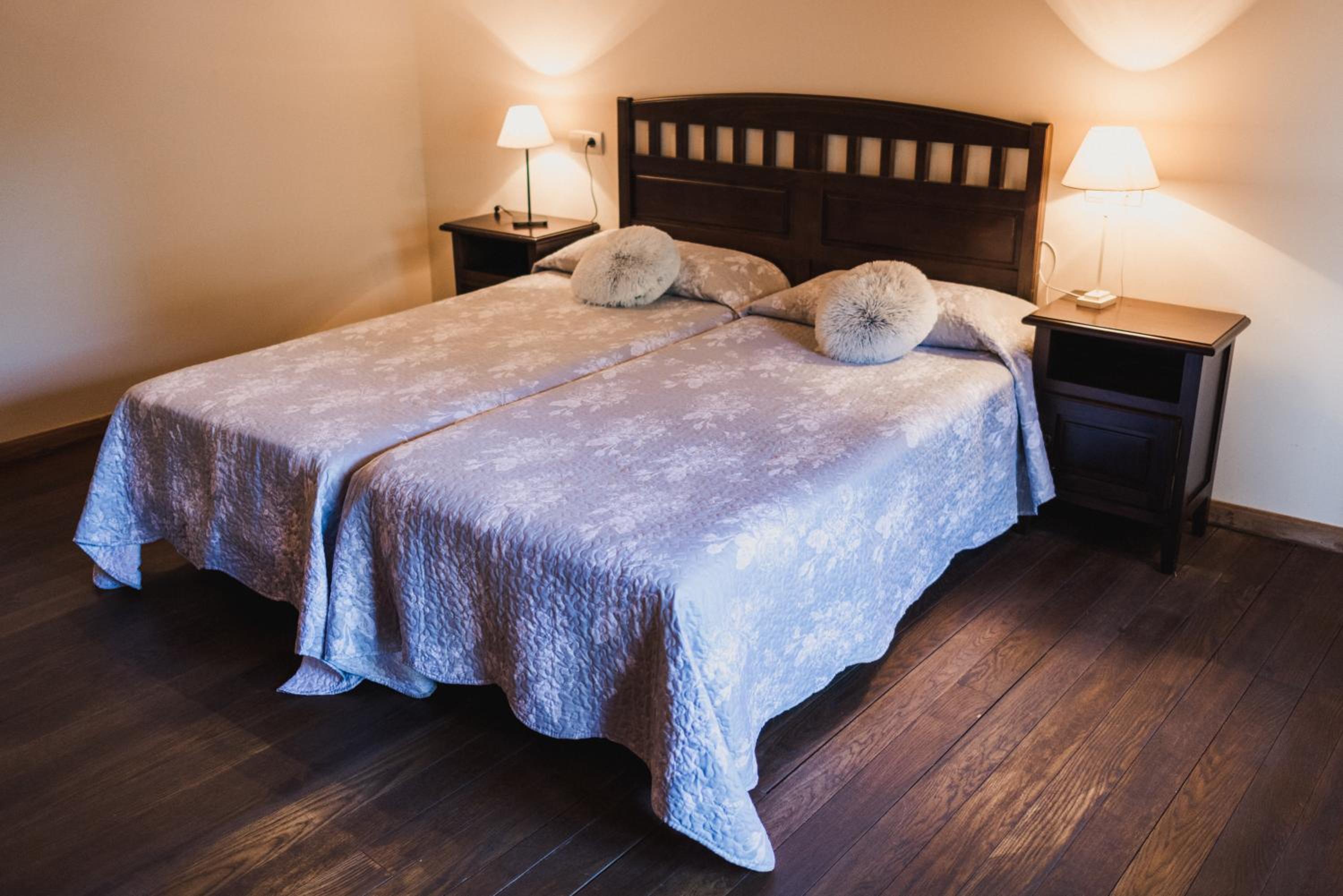 Twin Room - Photo 6