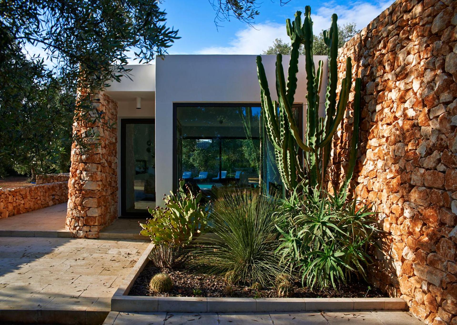 Villa with Private Pool photo 3