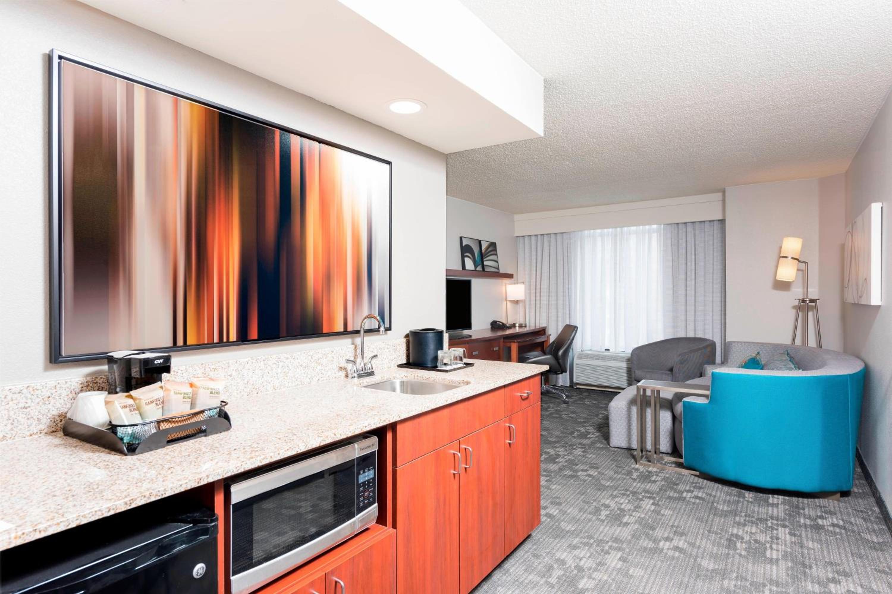 King Suite with Sofa Bed - Photo 2