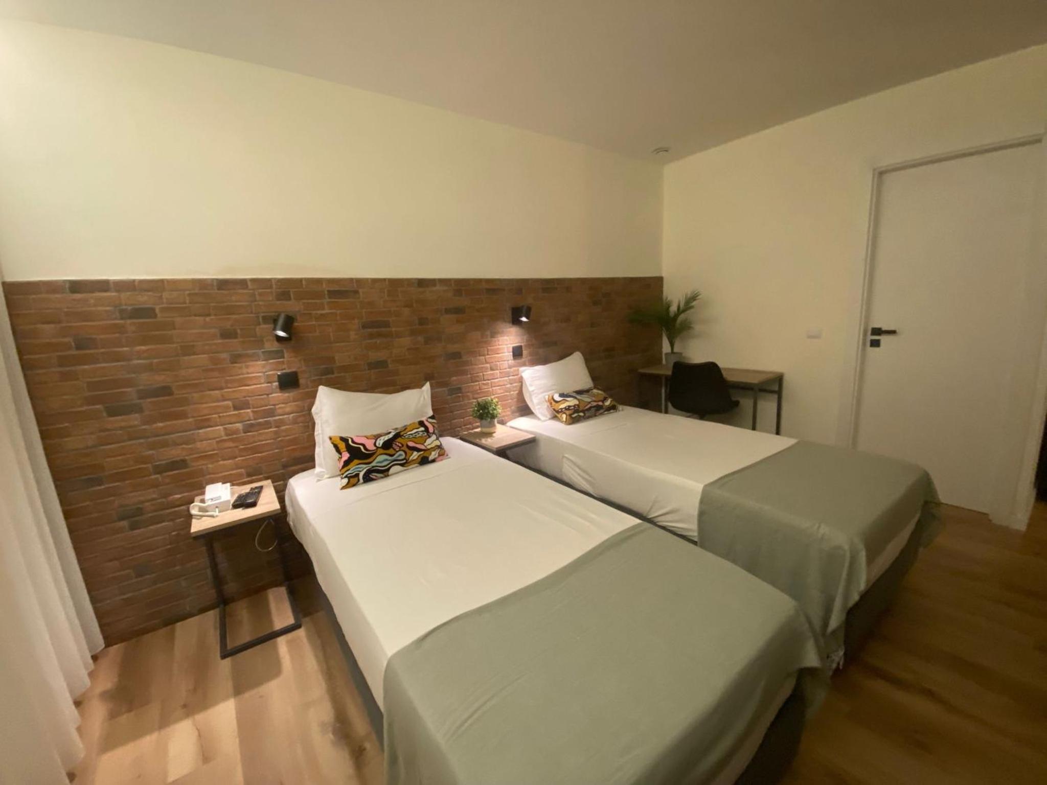Deluxe Twin Room - Photo 7
