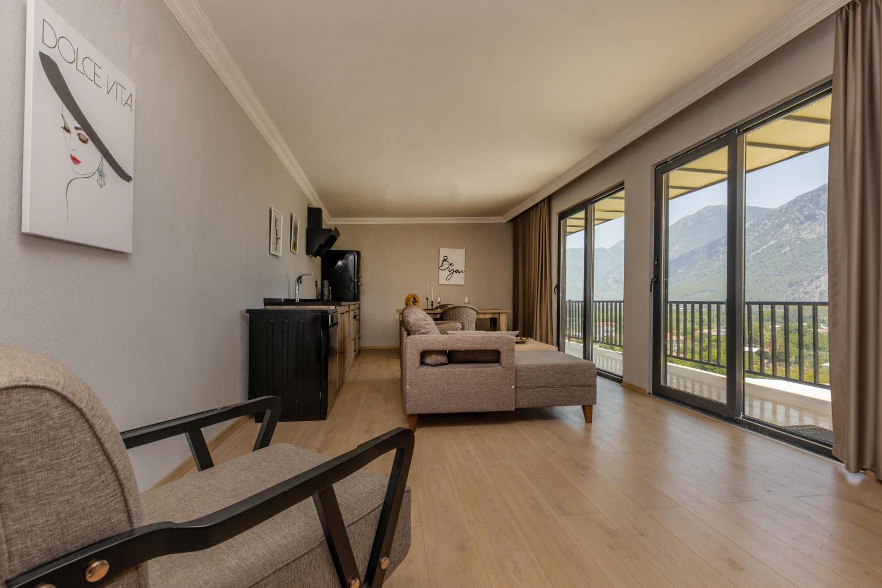 One-Bedroom Villa photo 1