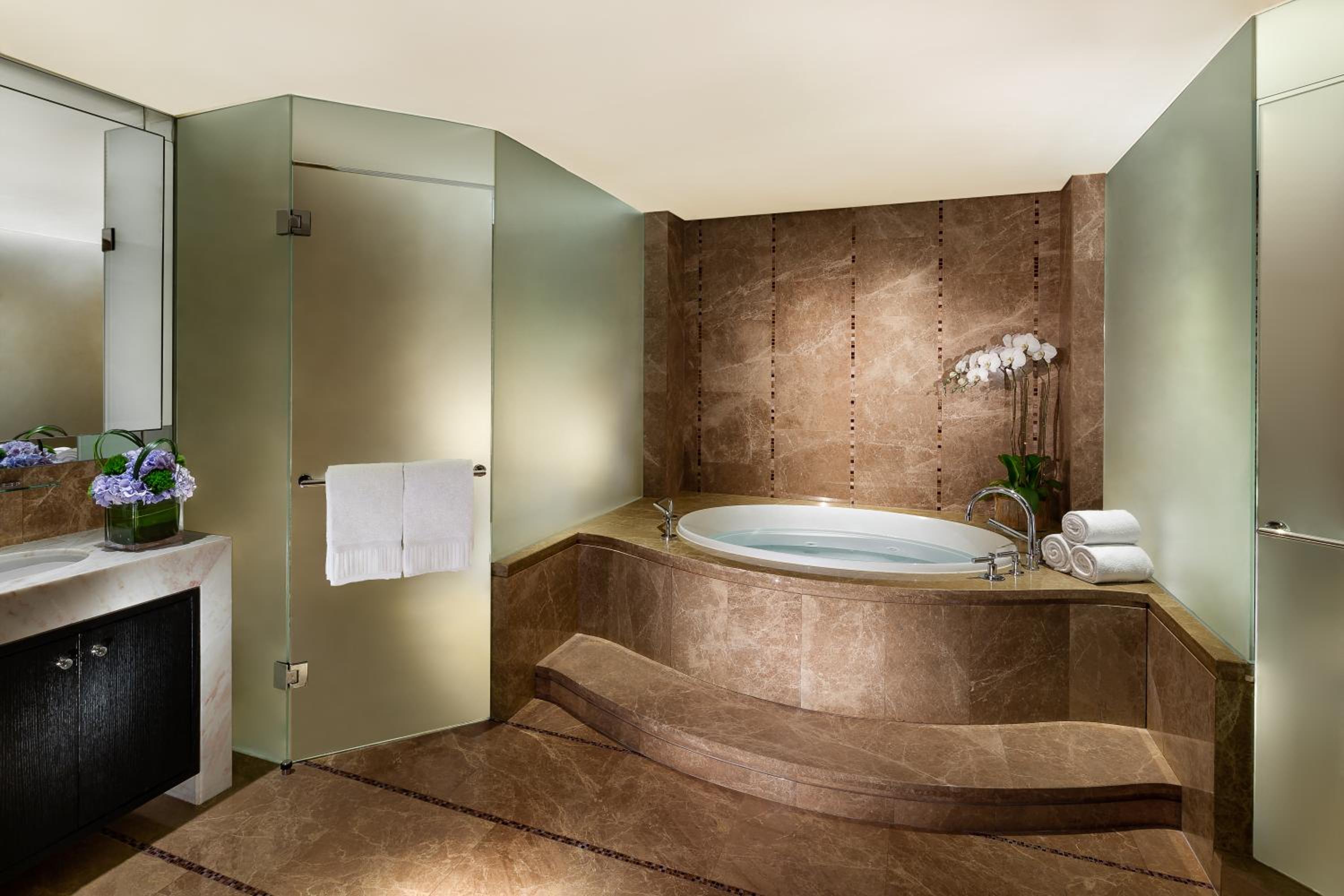 Executive Suite photo 3