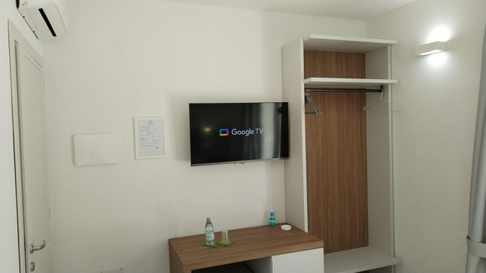 King Room with Balcony photo 2