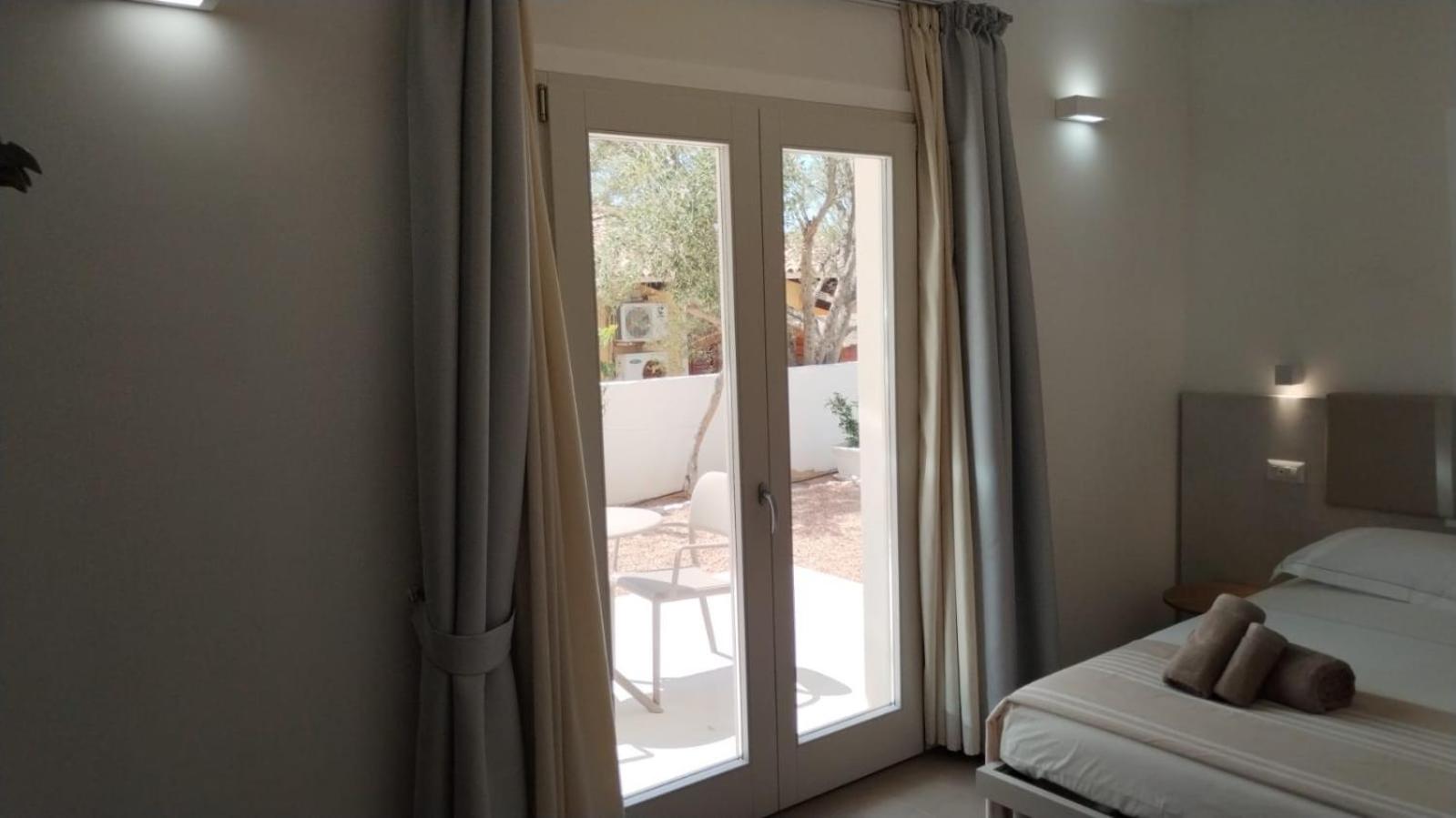 King Room with Balcony photo 3