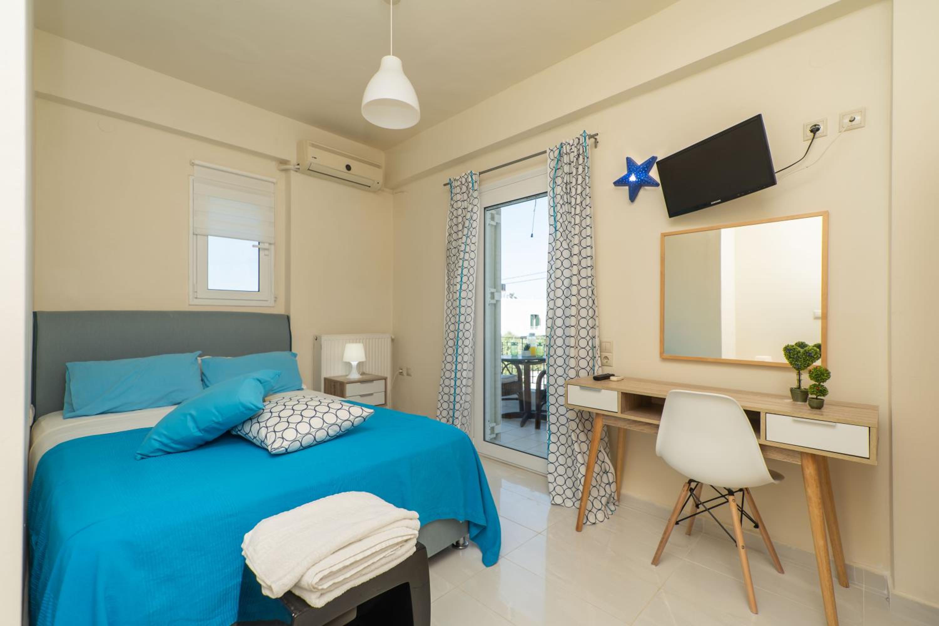 Deluxe Three-Bedroom Villa photo 3