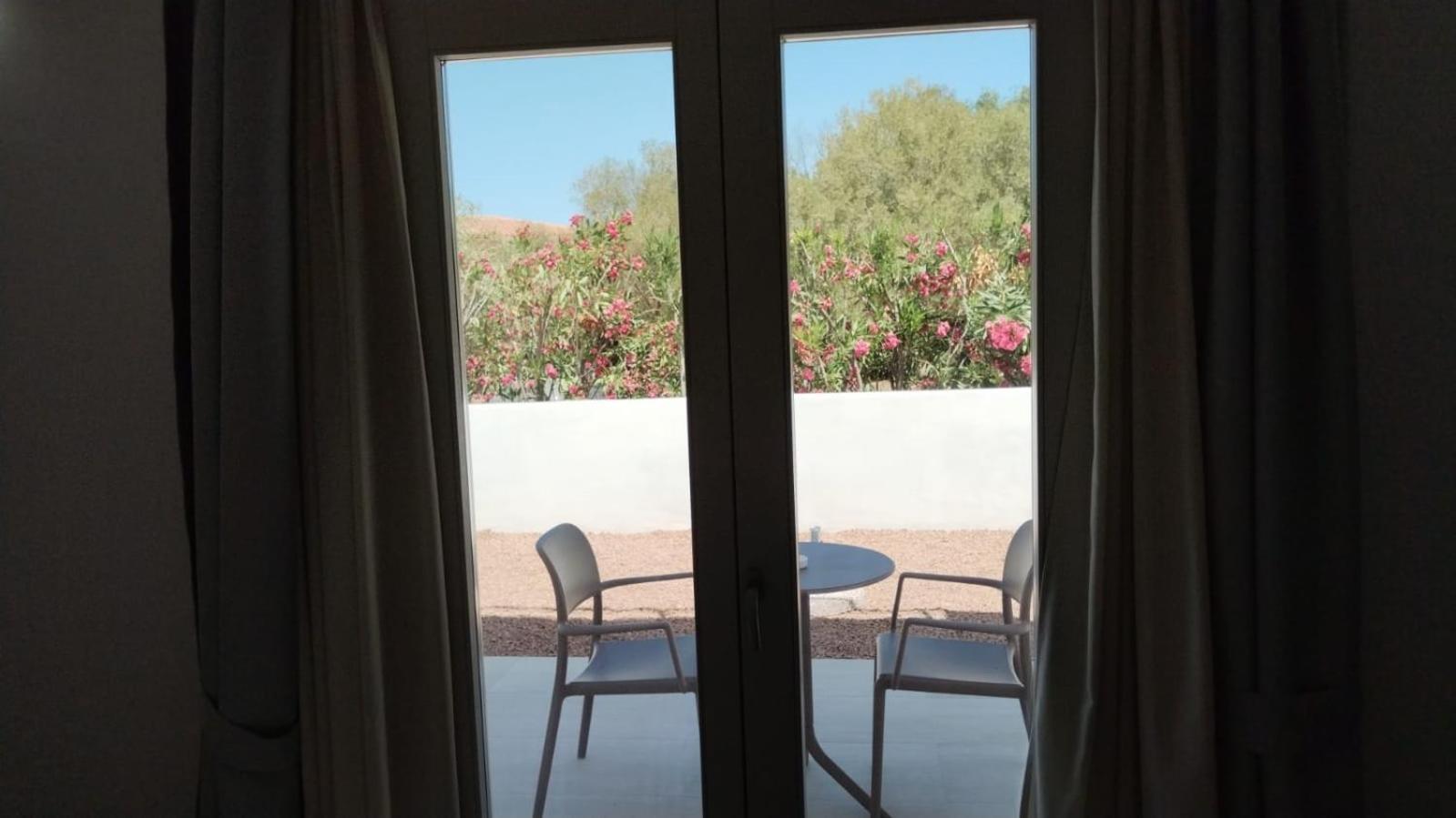 King Room with Balcony photo 2