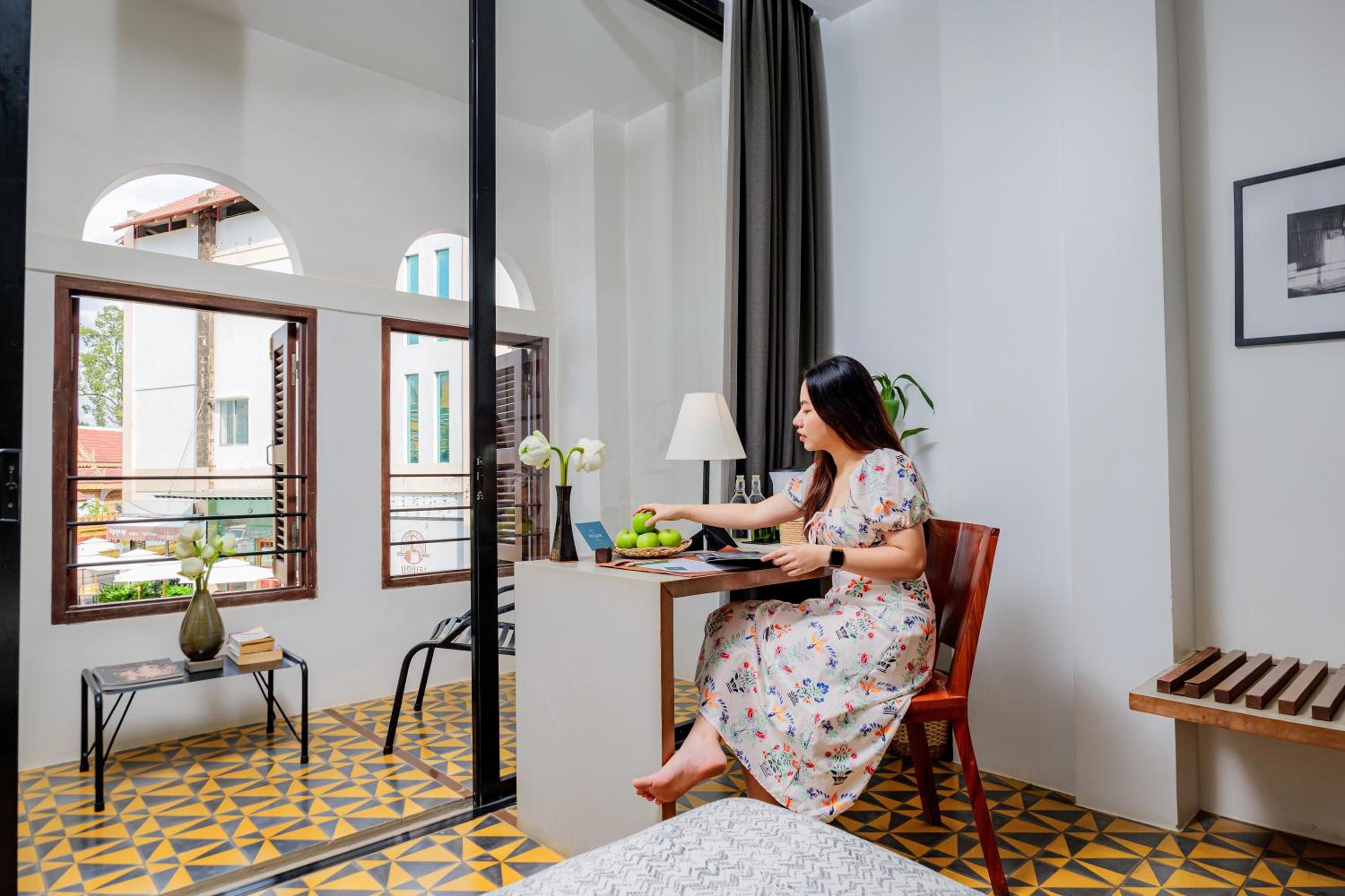 Deluxe Twin Room with Balcony - Photo 3