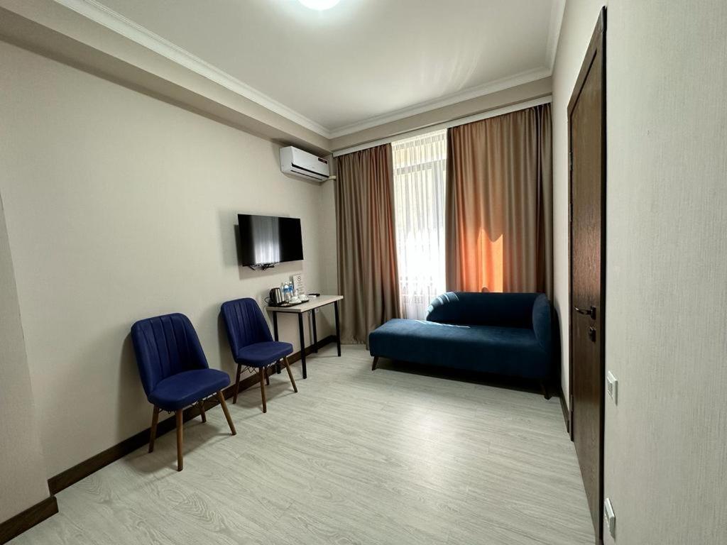 Superior Double or Twin Room photo 3