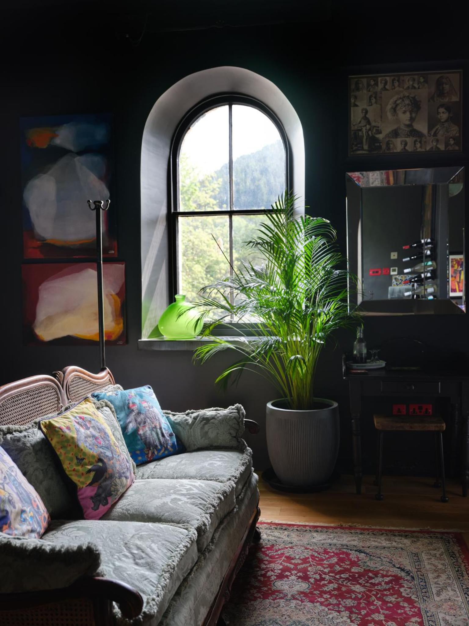 Bed & Breakfast Room 8 (NO PETS ALLOWED) photo 3