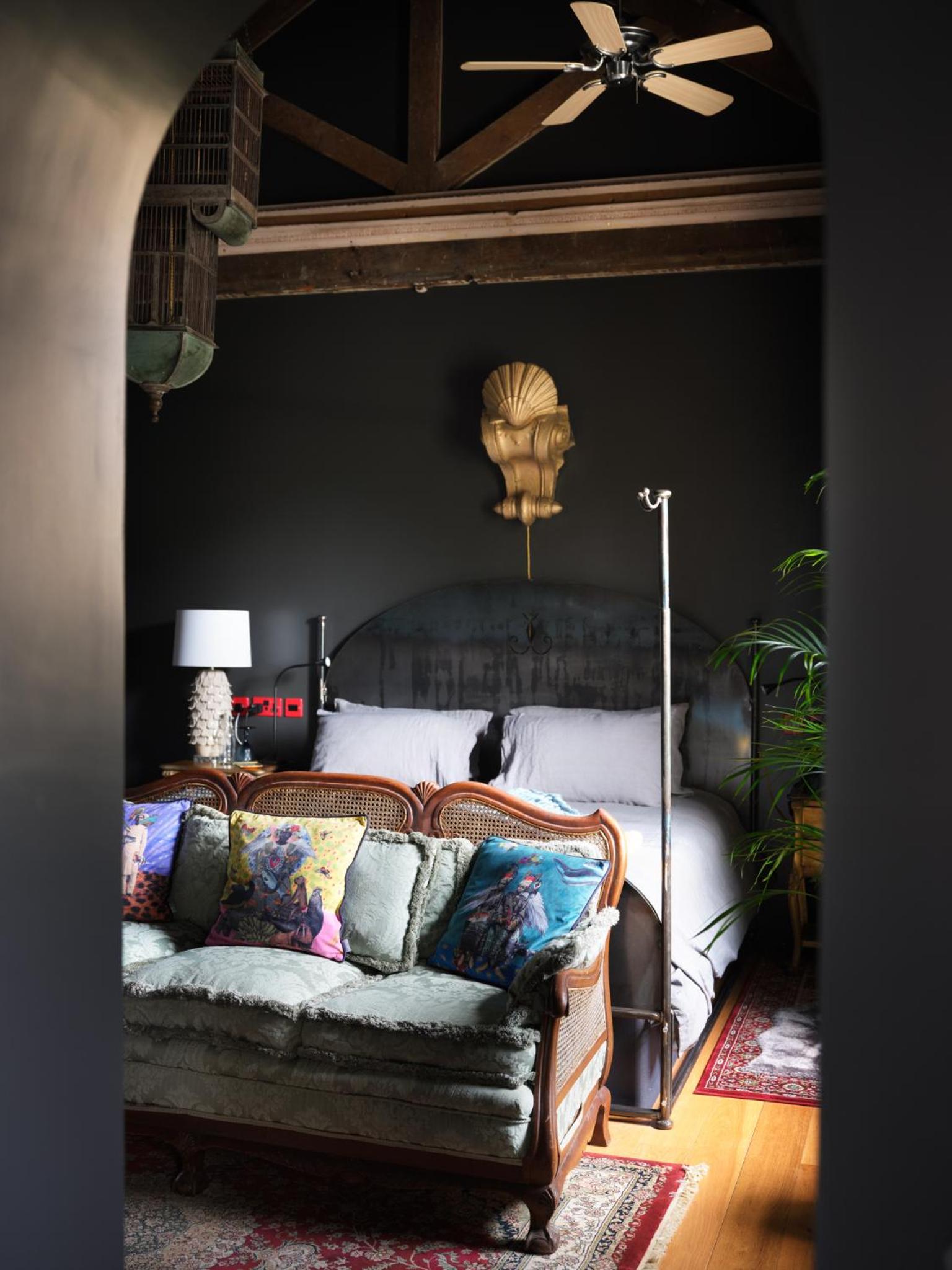 Bed & Breakfast Room 8 (NO PETS ALLOWED) photo 1