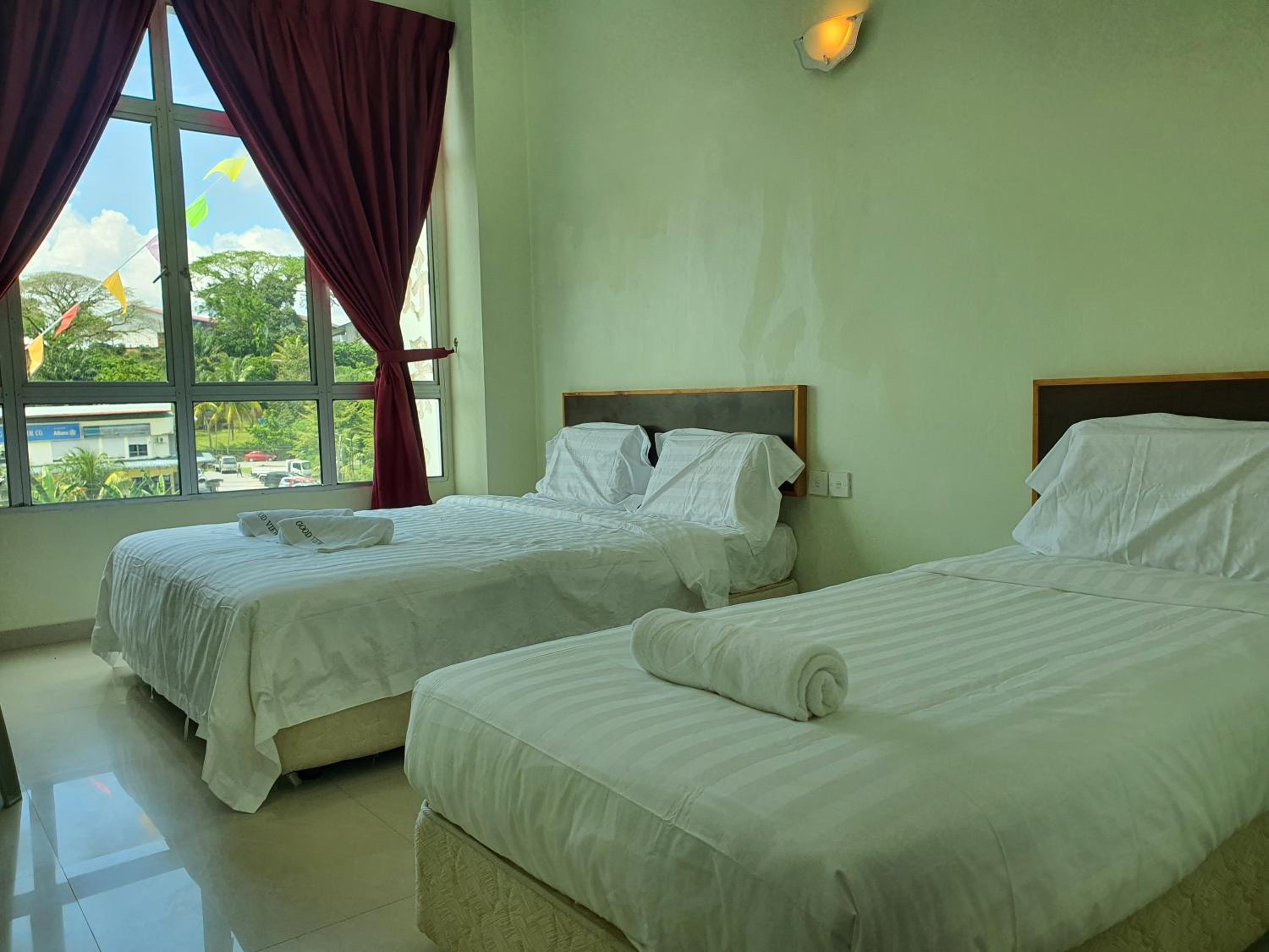 Deluxe Triple Room - Photo 3