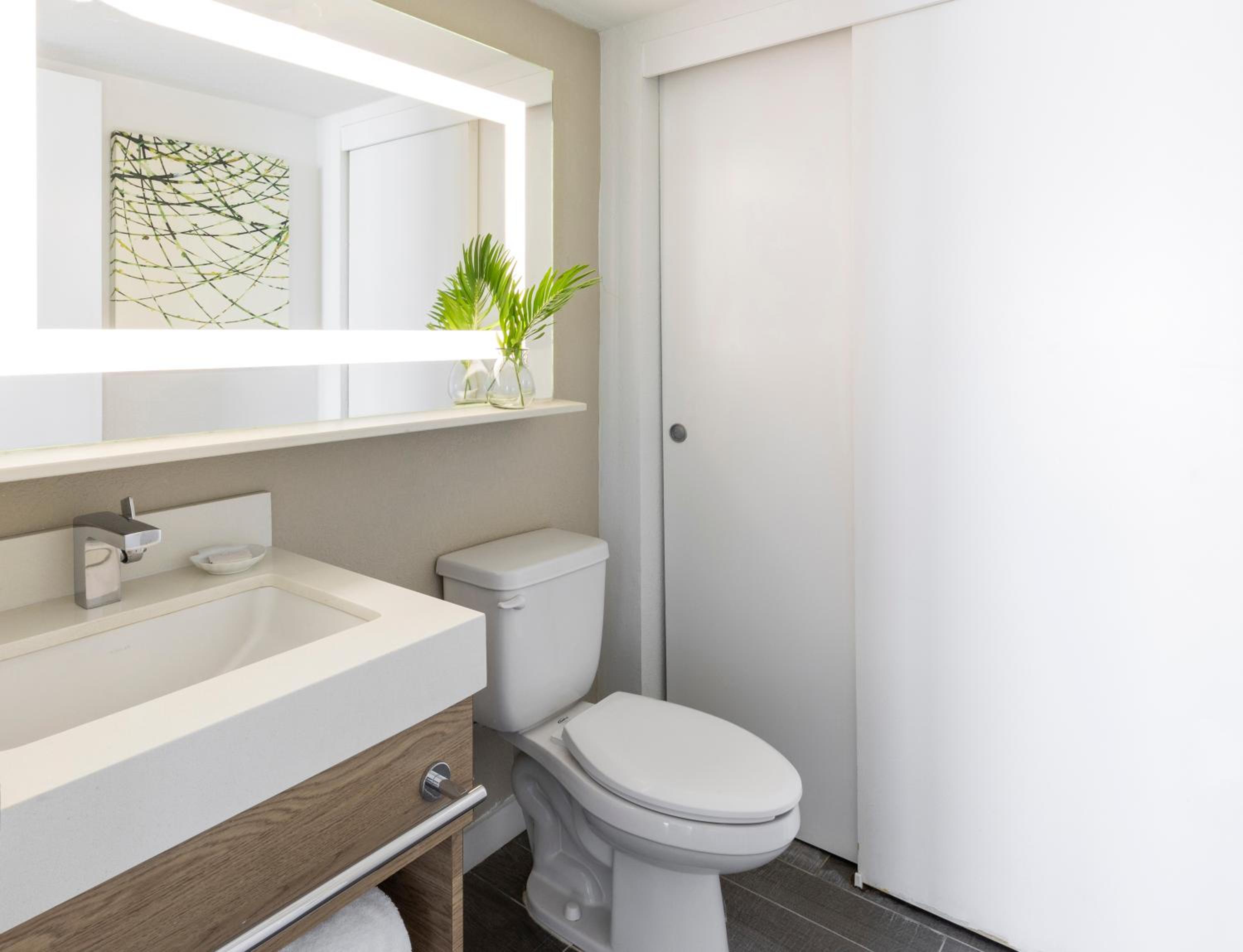 Suite with Sea View - Photo 7