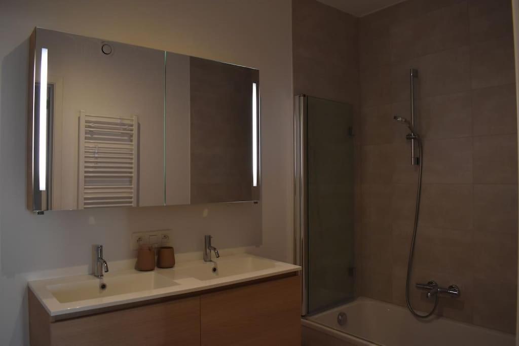 Two-Bedroom Apartment photo 2