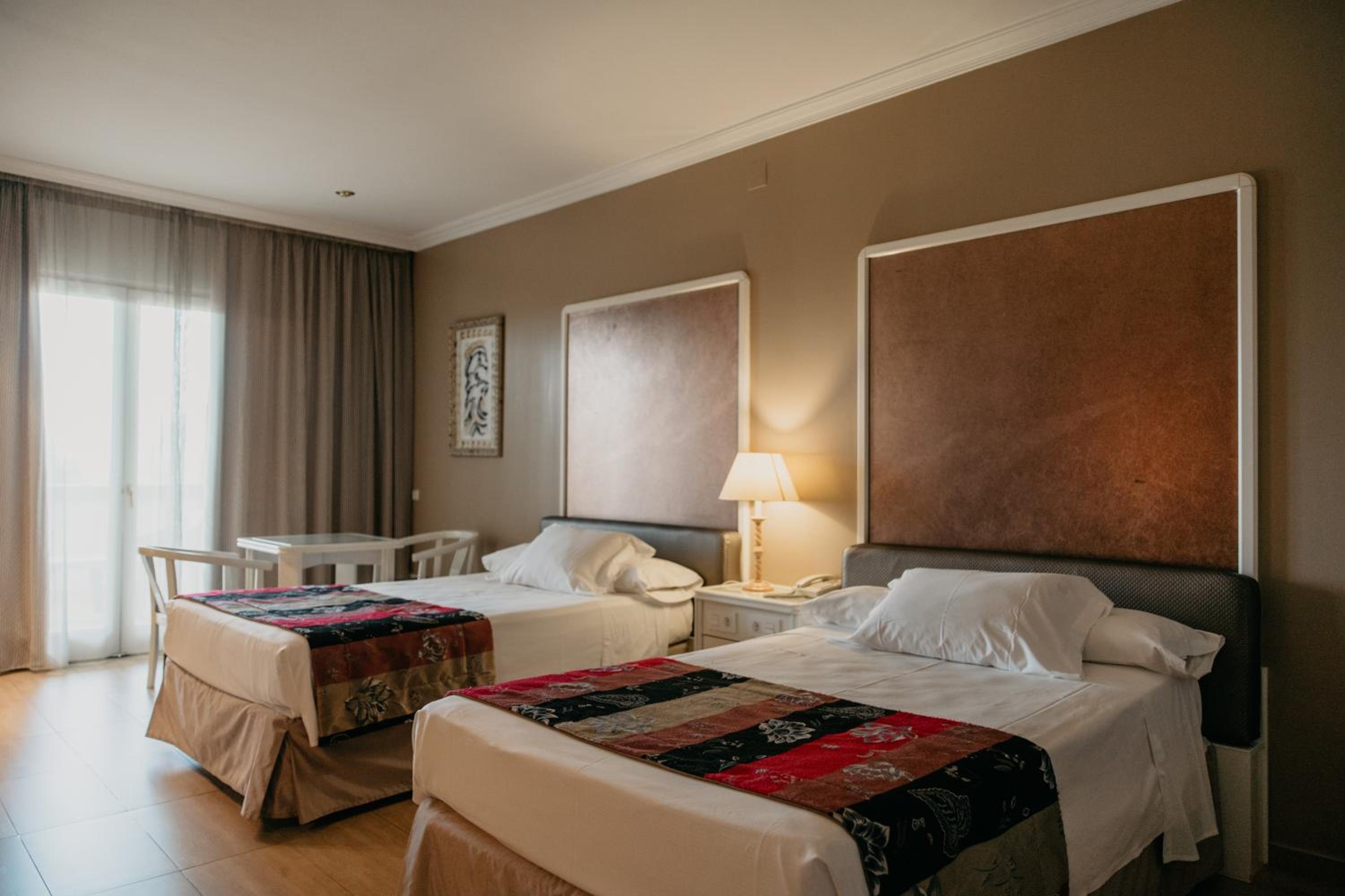 Double Room - Photo 9