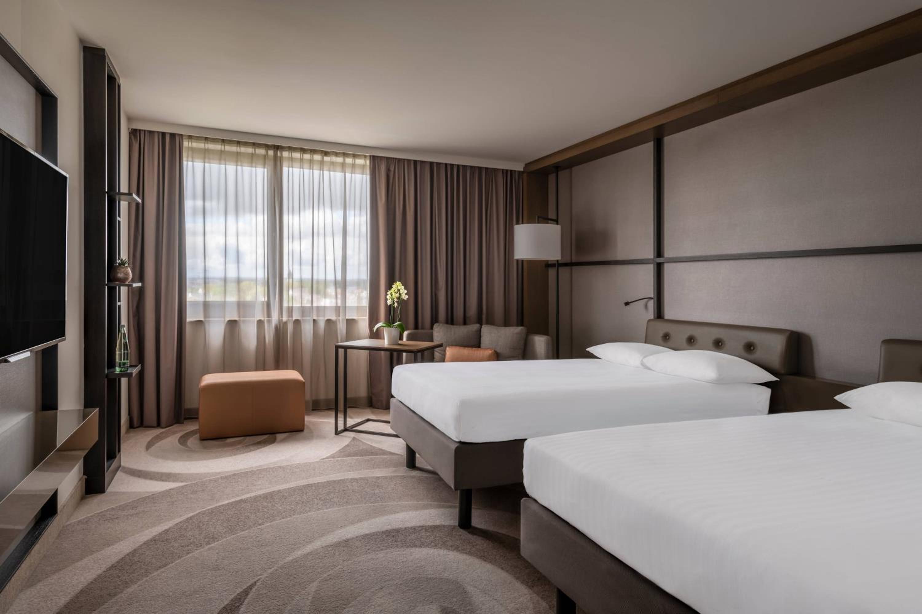 Executive Twin Room with Lounge Access