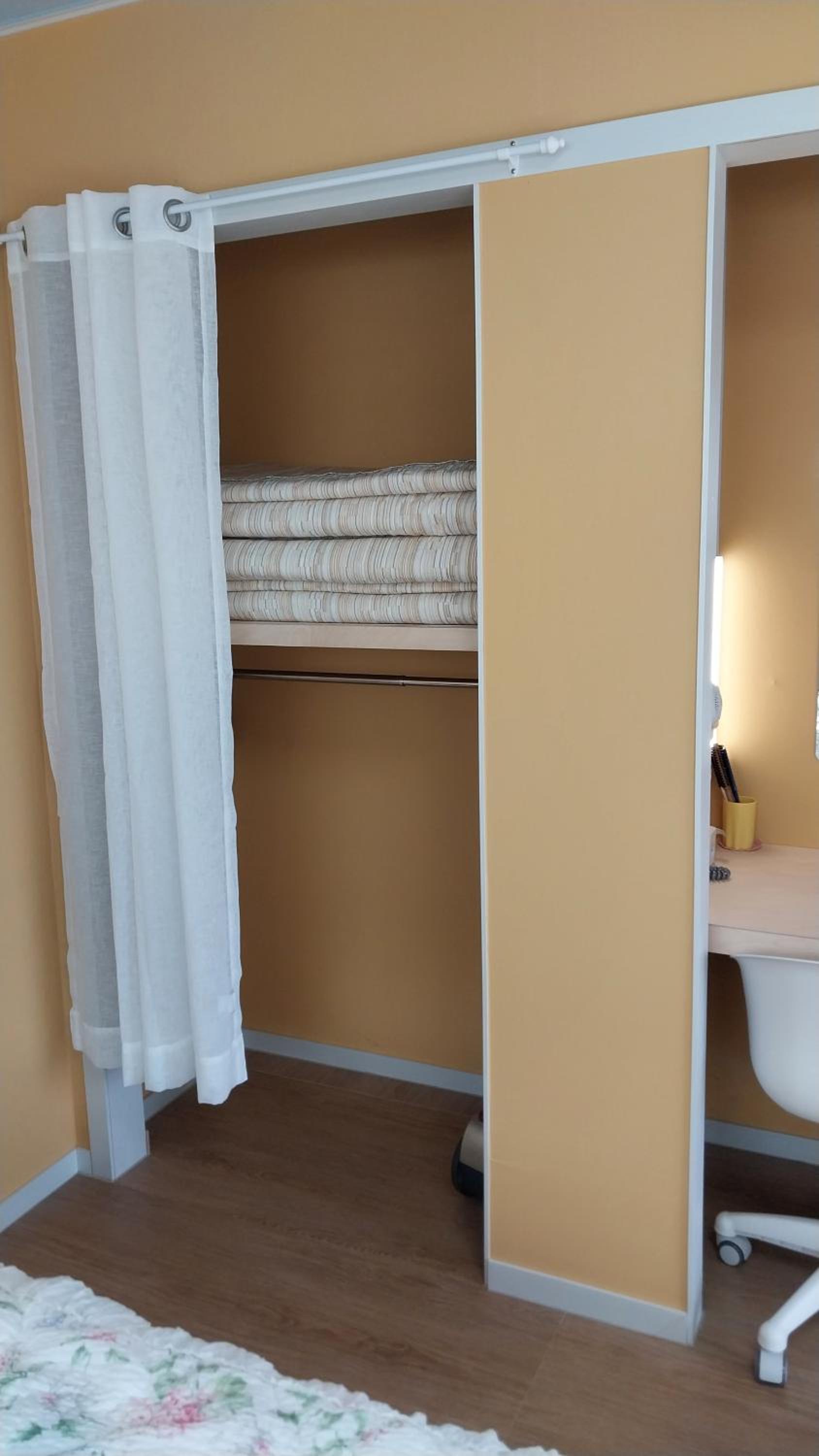 One-Bedroom House - Photo 15