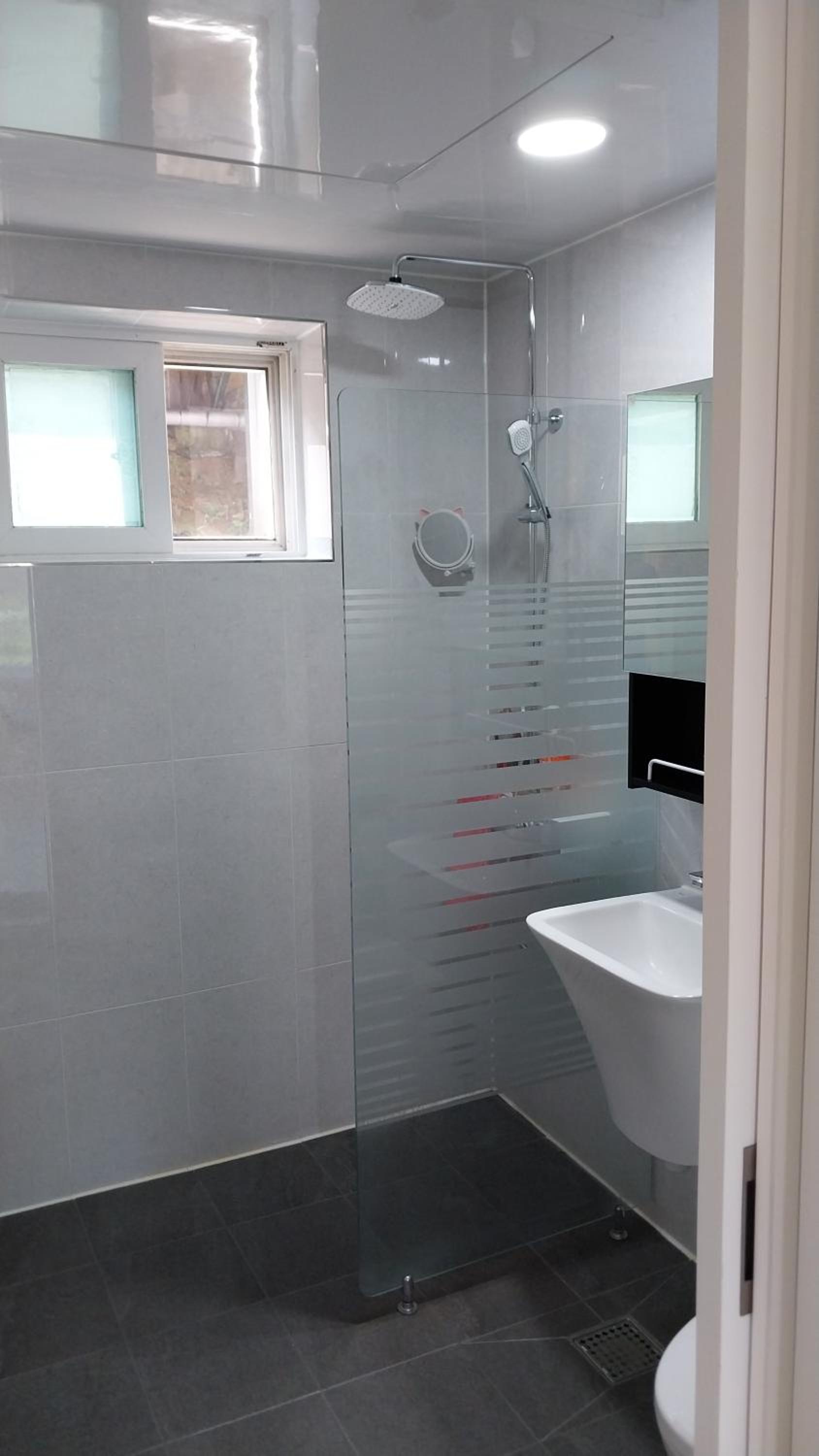 One-Bedroom House - Photo 12