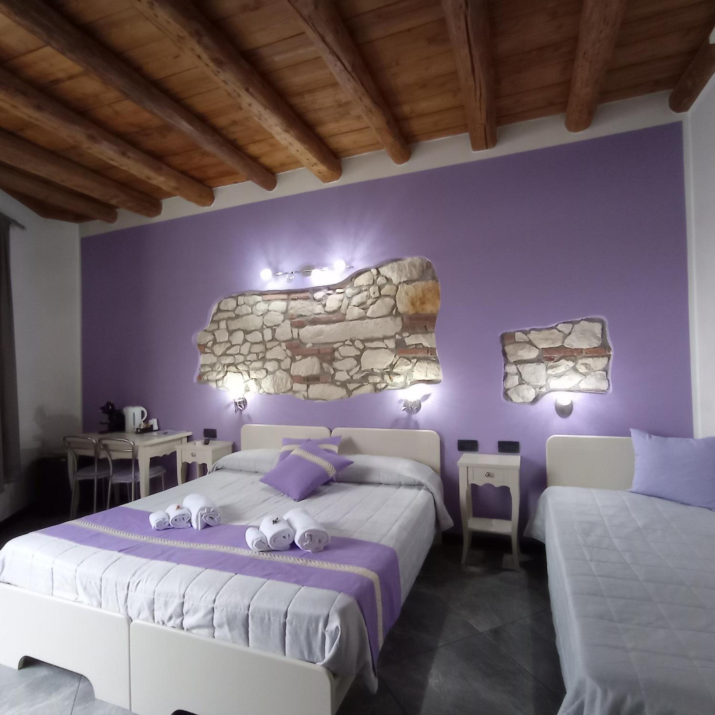 Camera indipendente con bagno privato