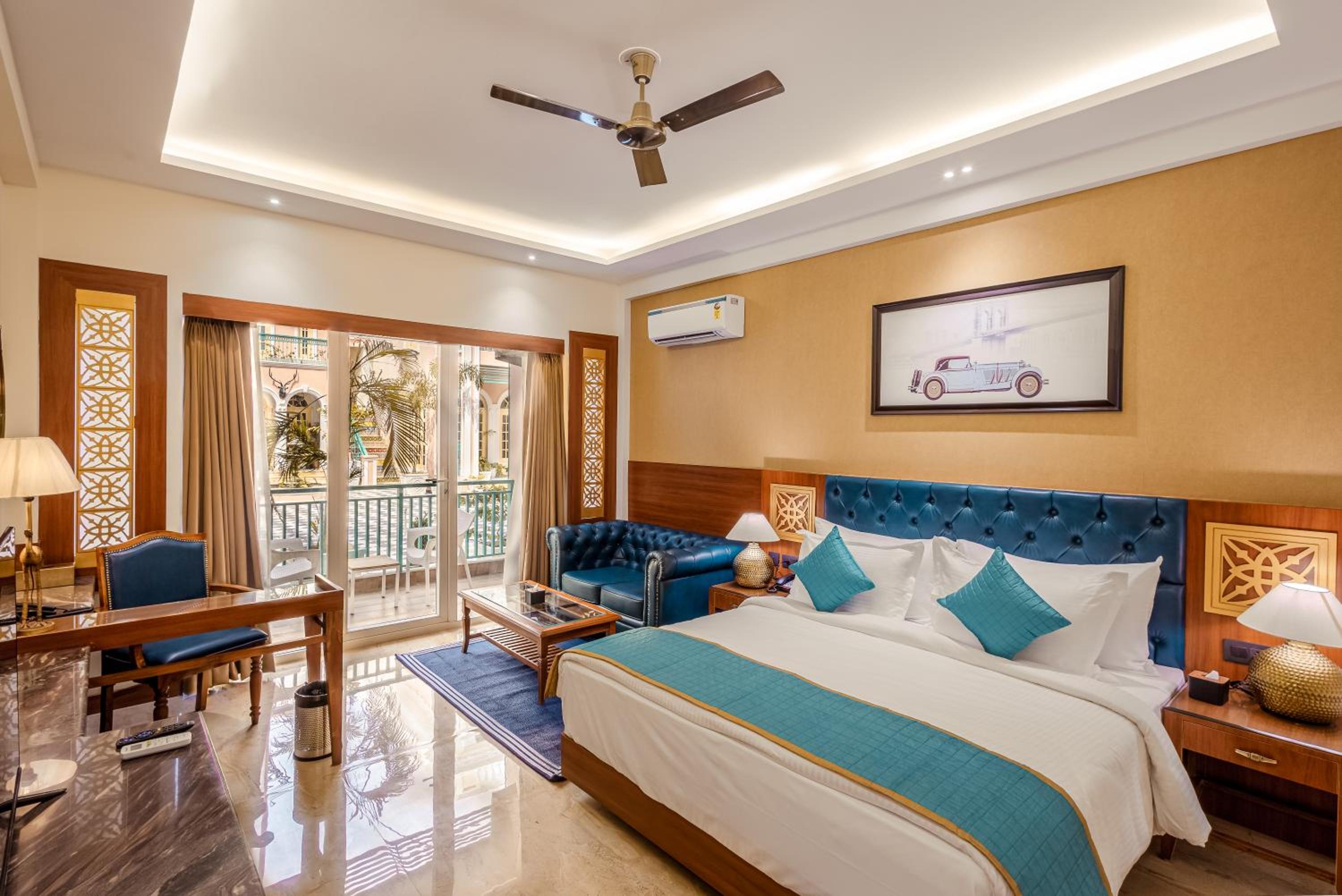 Deluxe King Room