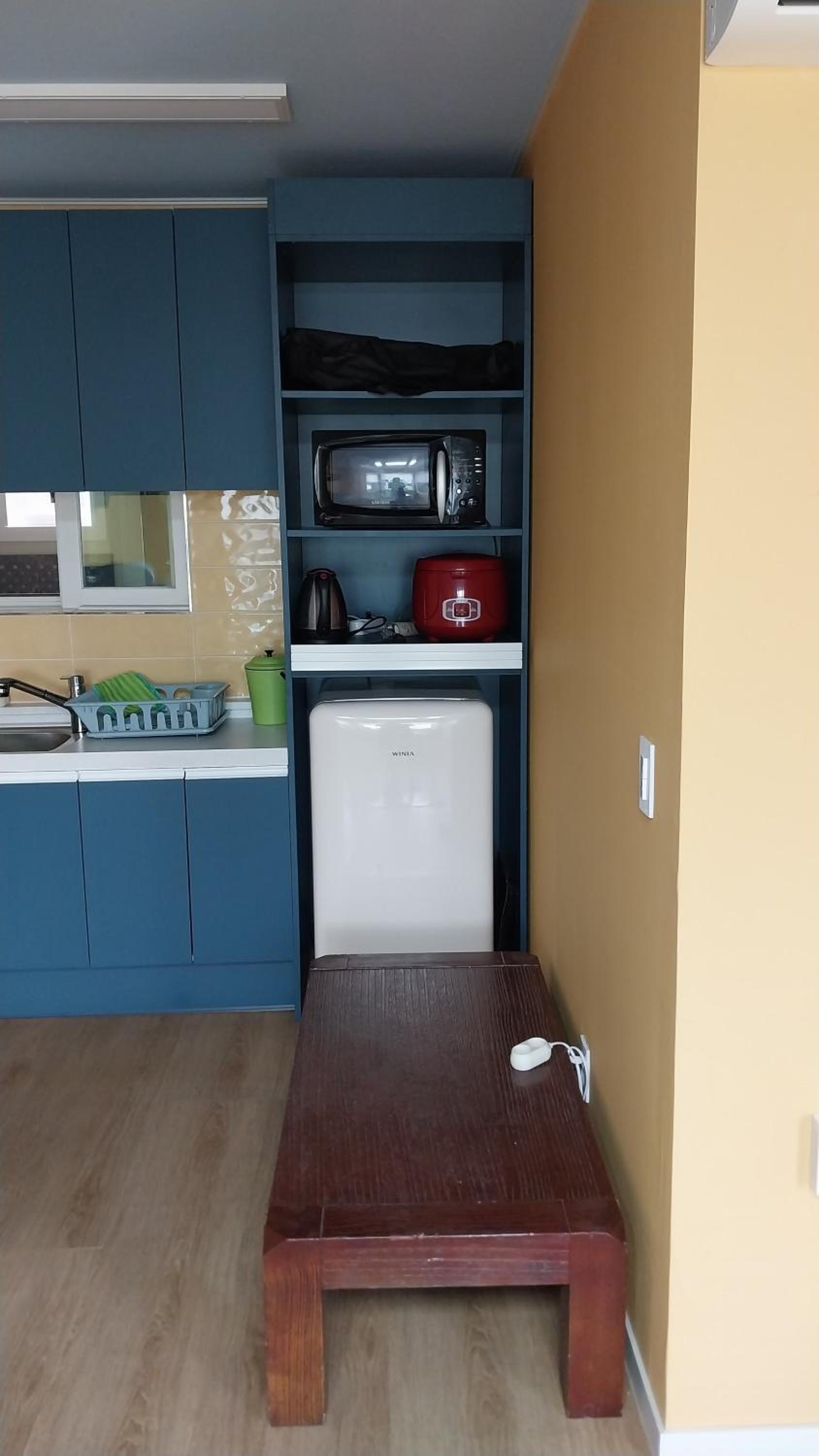 One-Bedroom House - Photo 6