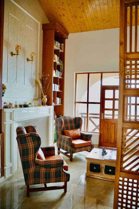Villa photo 1