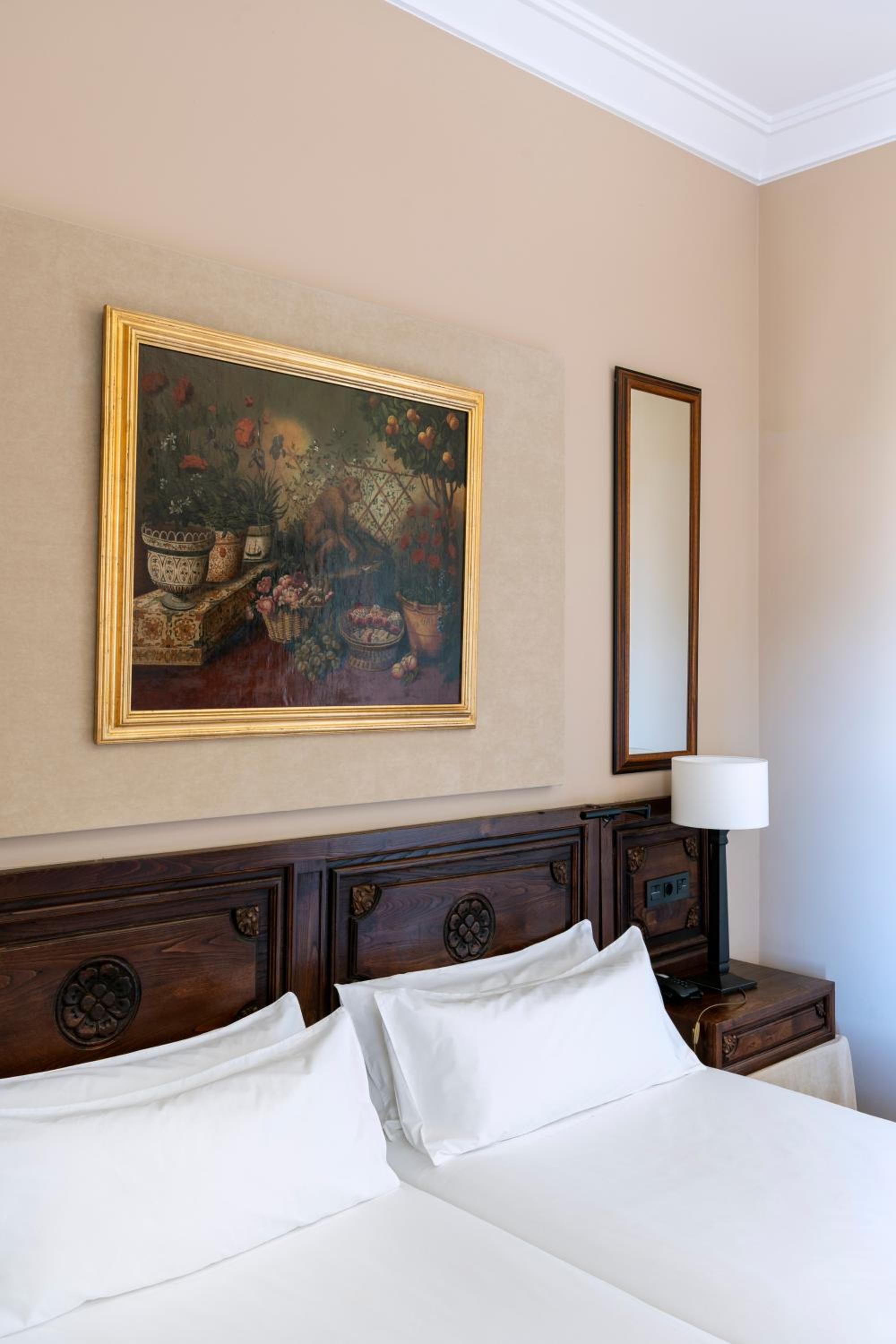 Standard Double Room - Photo 1