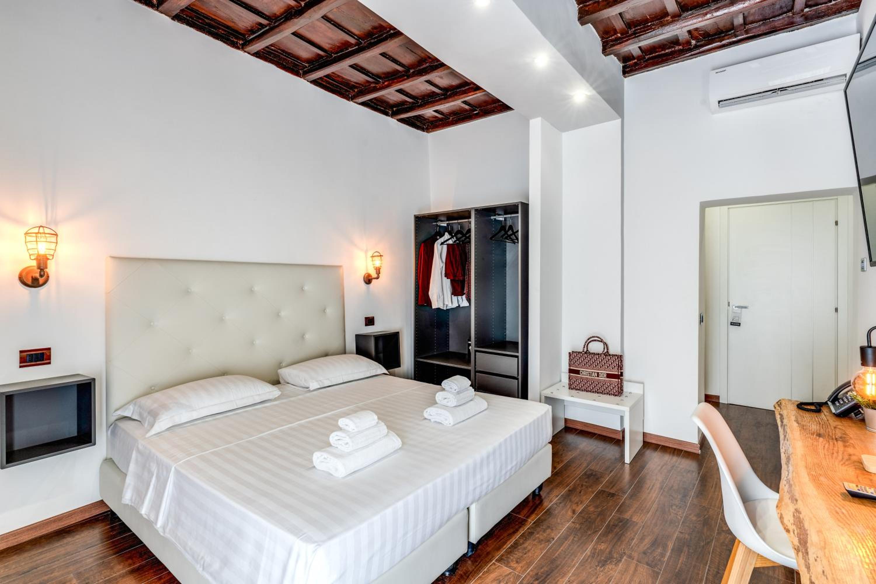 Deluxe Family Suite