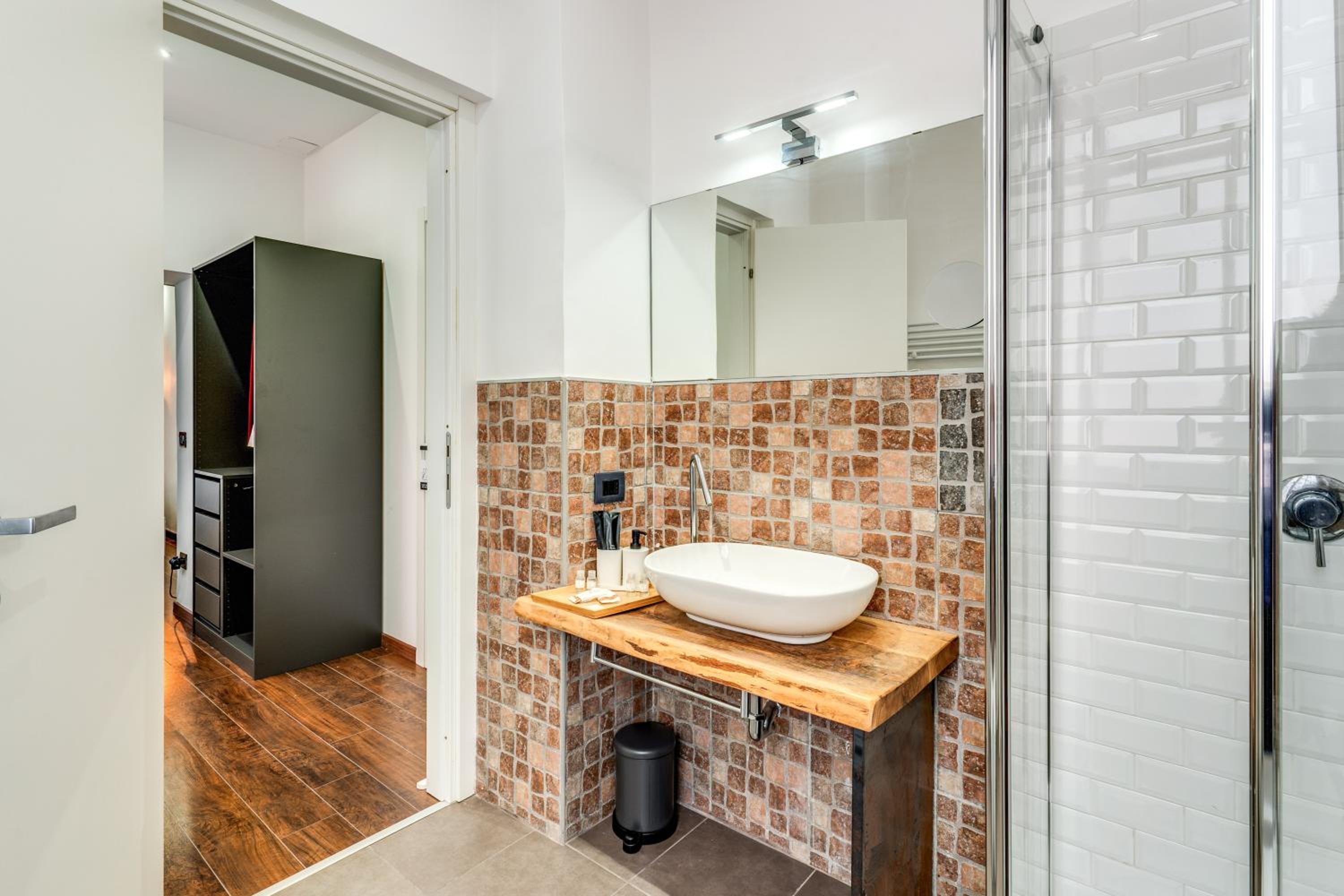 Deluxe Family Suite photo 2