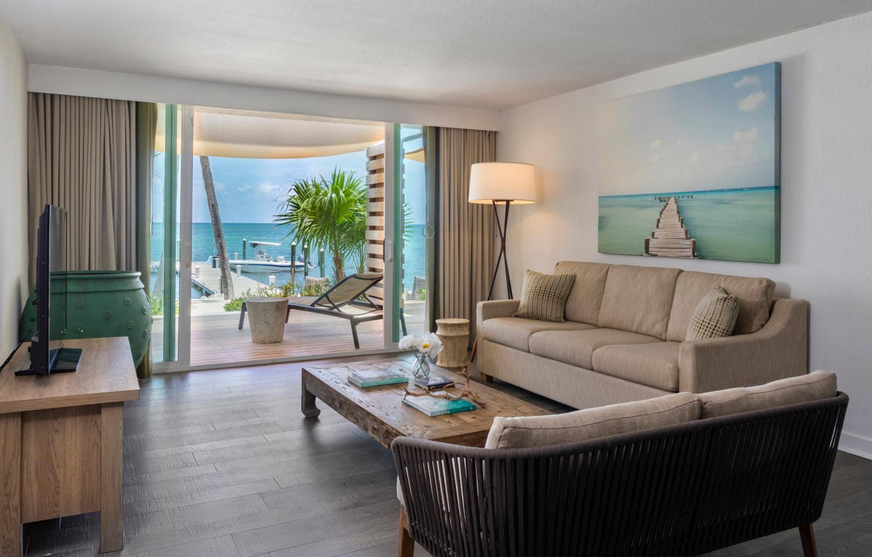 Suite with Sea View - Photo 4