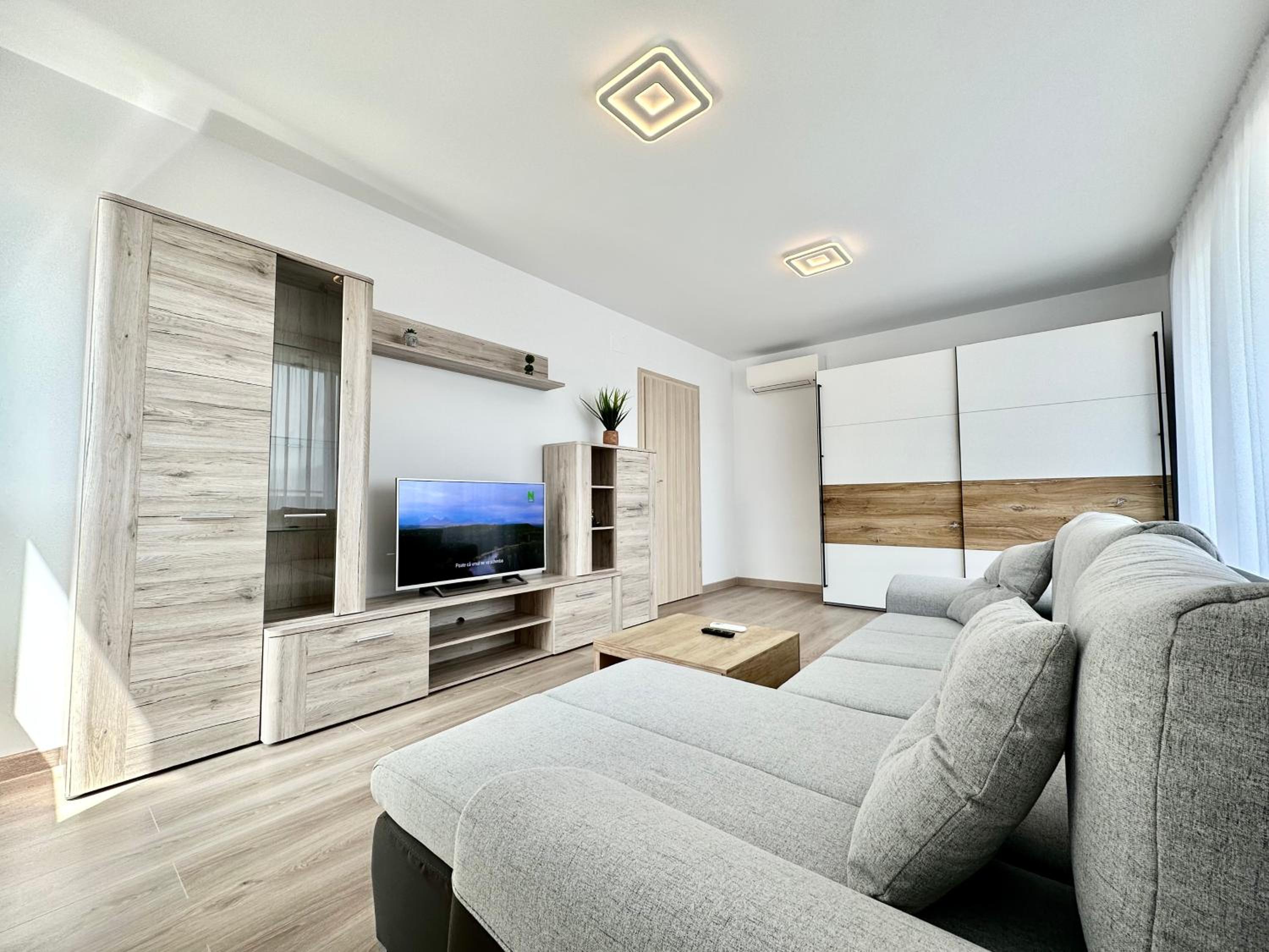 Suite with Mountain View